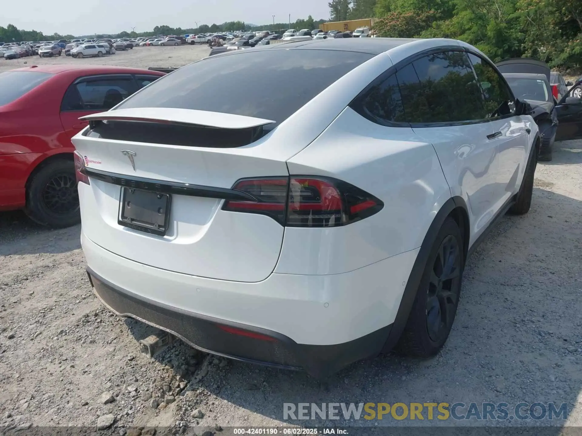 4 Photograph of a damaged car 7SAXCDE58NF356340 TESLA MODEL X 2022