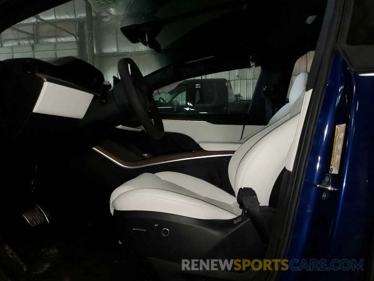 7 Photograph of a damaged car 7SAXCAE51PF425080 TESLA MODEL X 2023