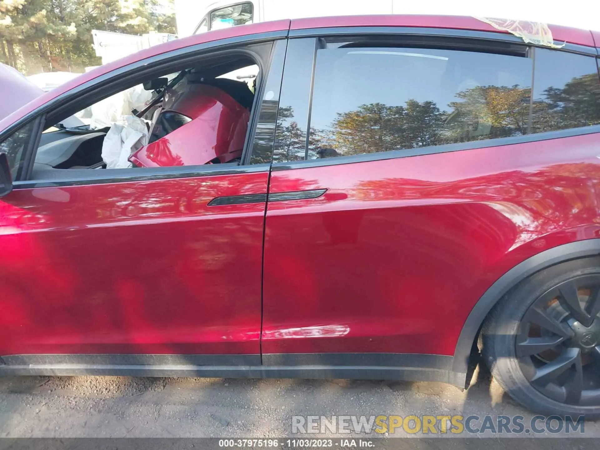 13 Photograph of a damaged car 7SAXCAE52PF392977 TESLA MODEL X 2023