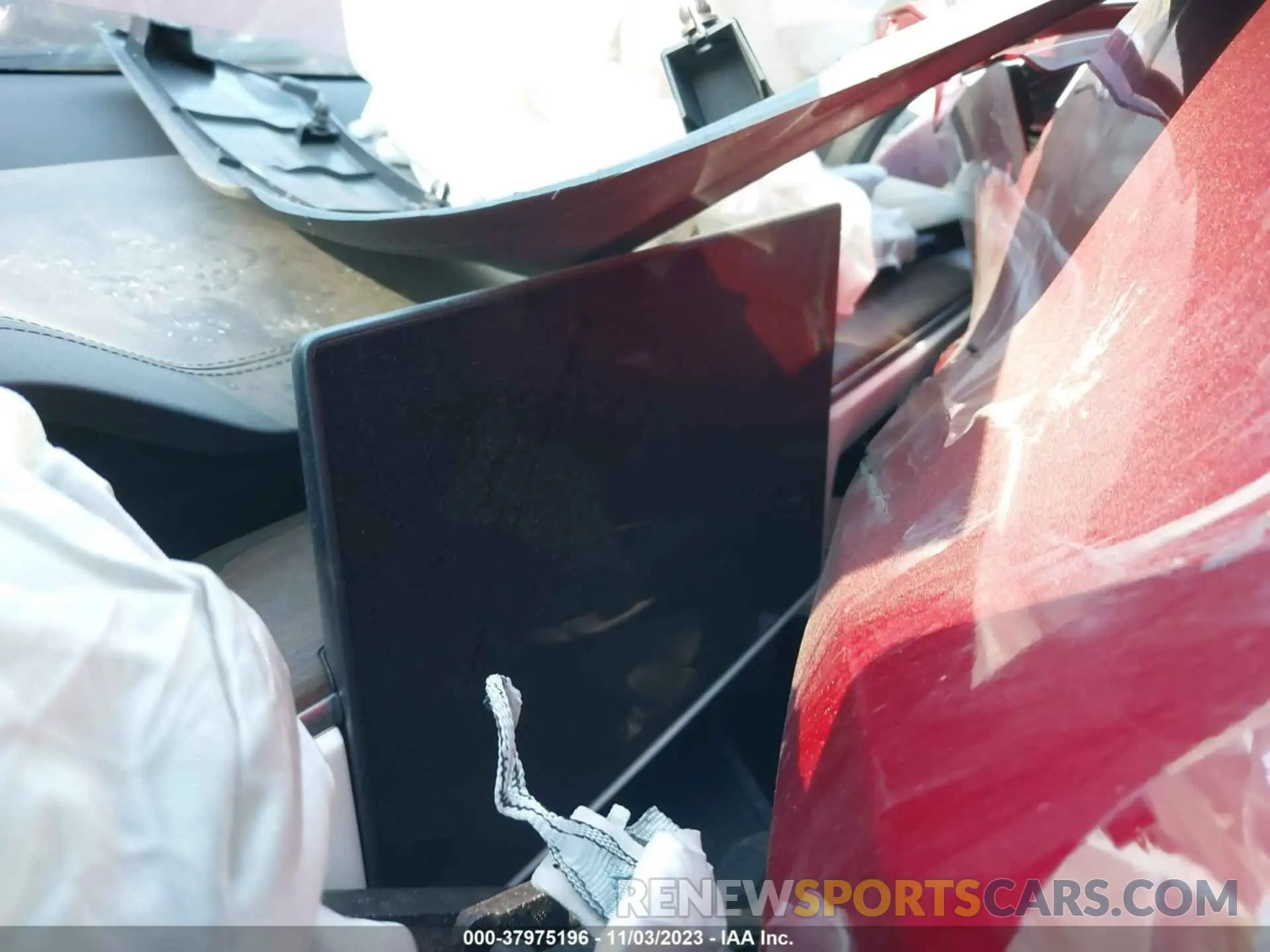 16 Photograph of a damaged car 7SAXCAE52PF392977 TESLA MODEL X 2023