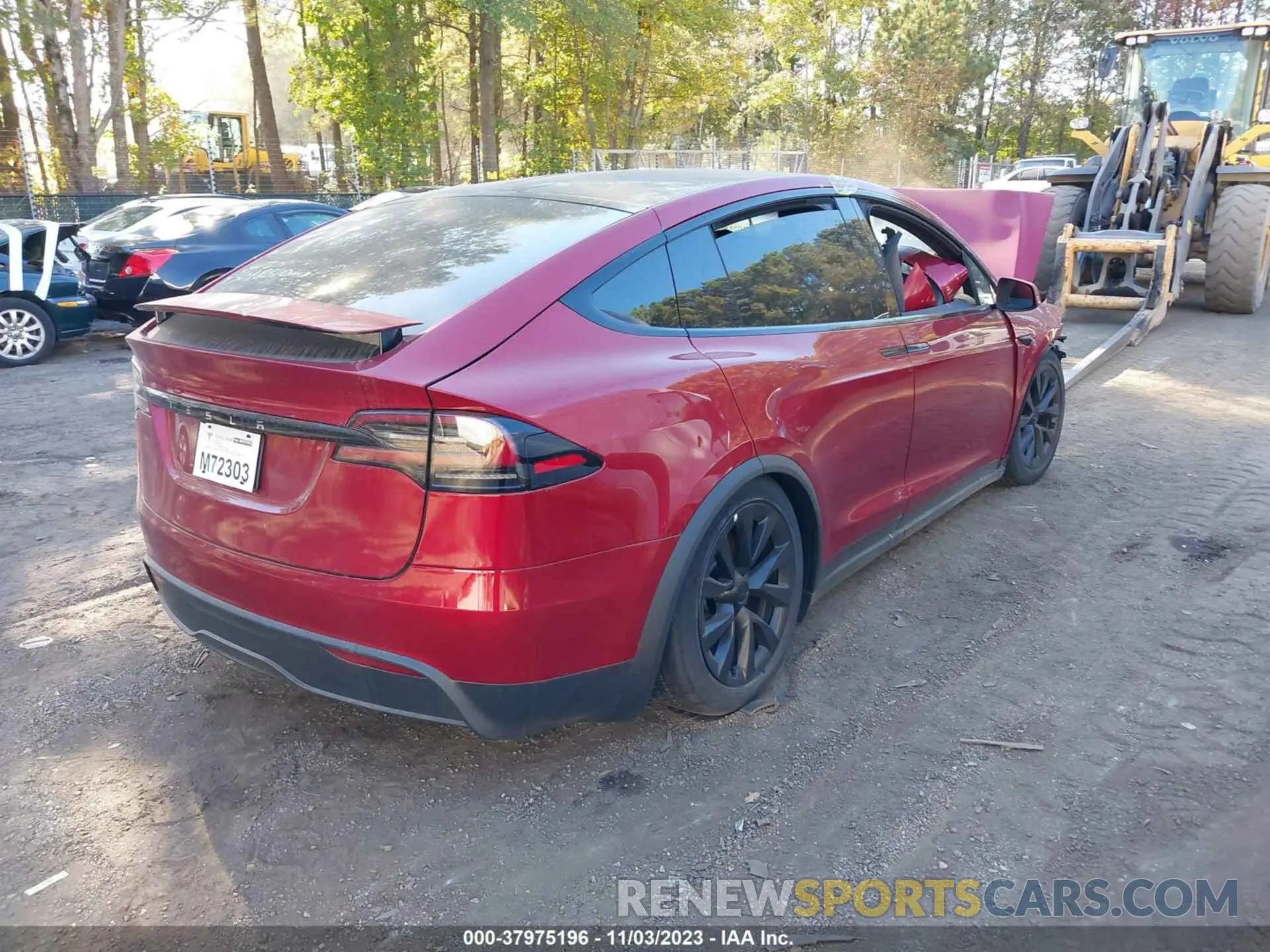 4 Photograph of a damaged car 7SAXCAE52PF392977 TESLA MODEL X 2023