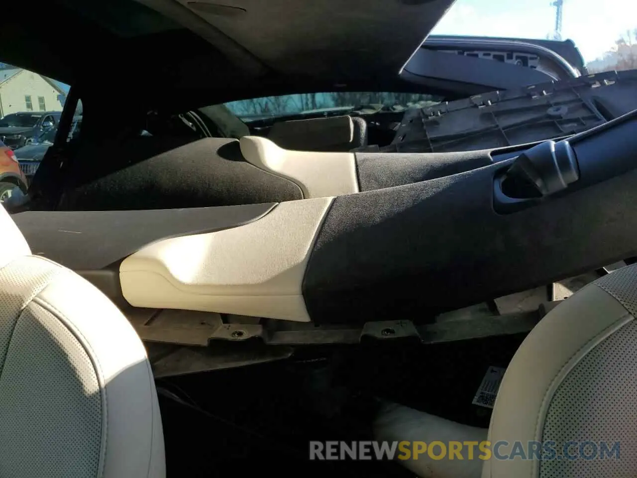 10 Photograph of a damaged car 7SAXCAE57PF396944 TESLA MODEL X 2023