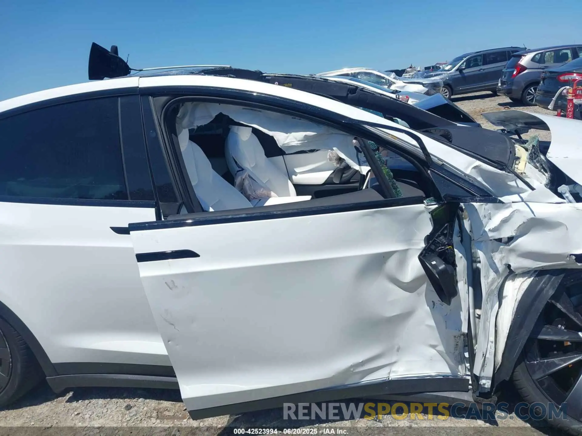 14 Фотография поврежденного автомобиля 7SAXCAE5XPF375554 TESLA MODEL X 2023
