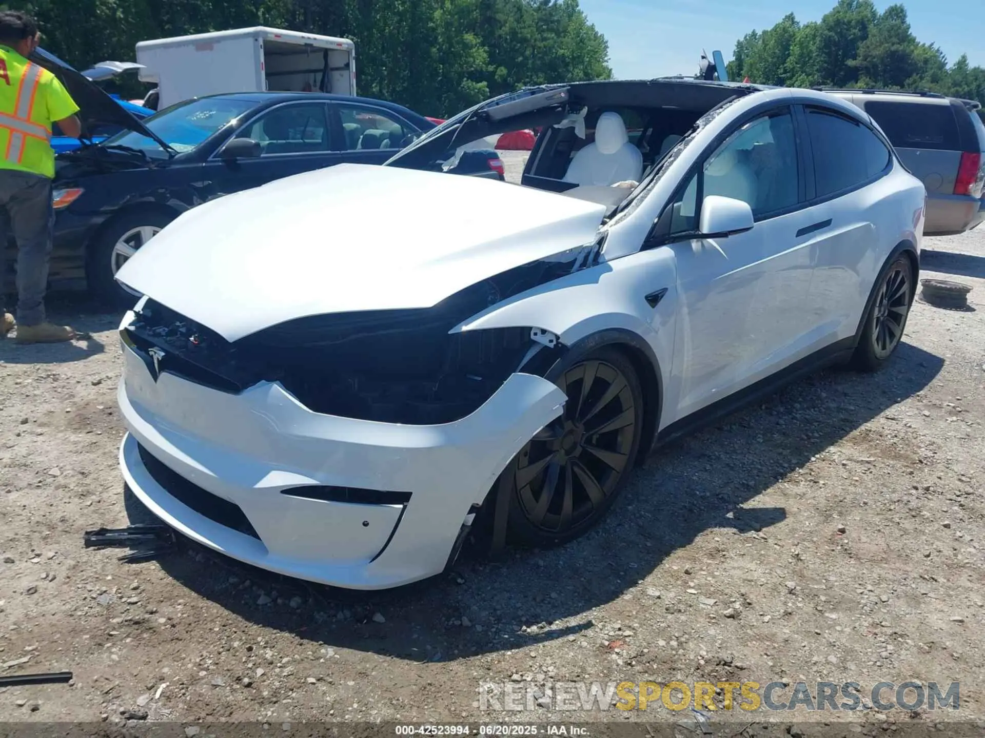 2 Фотография поврежденного автомобиля 7SAXCAE5XPF375554 TESLA MODEL X 2023