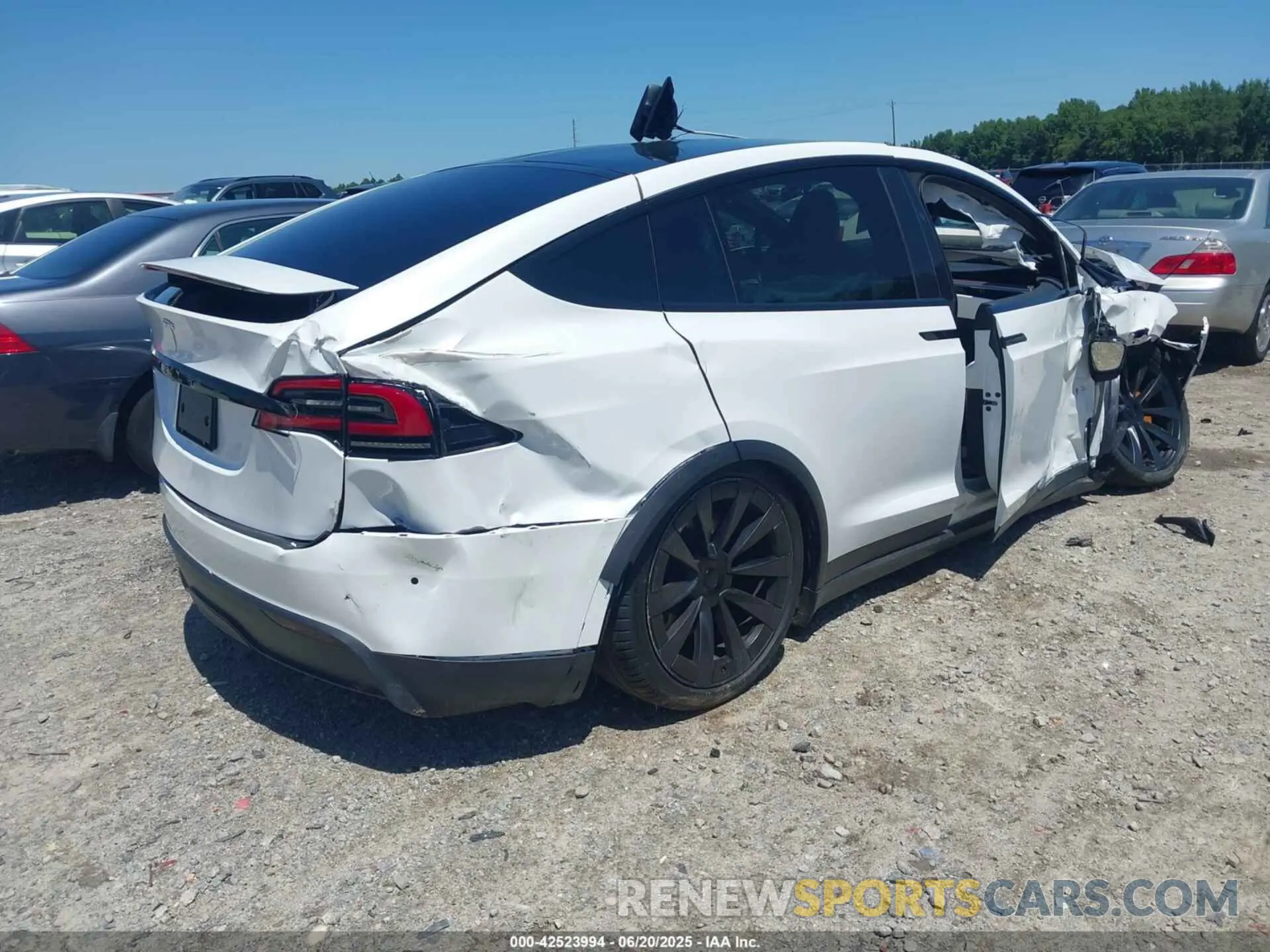 4 Фотография поврежденного автомобиля 7SAXCAE5XPF375554 TESLA MODEL X 2023