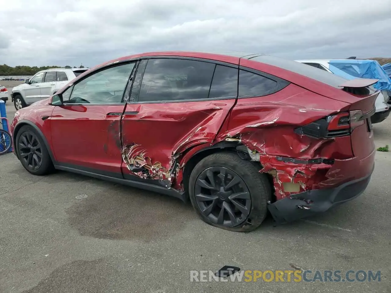 2 Photograph of a damaged car 7SAXCBE52PF426079 TESLA MODEL X 2023