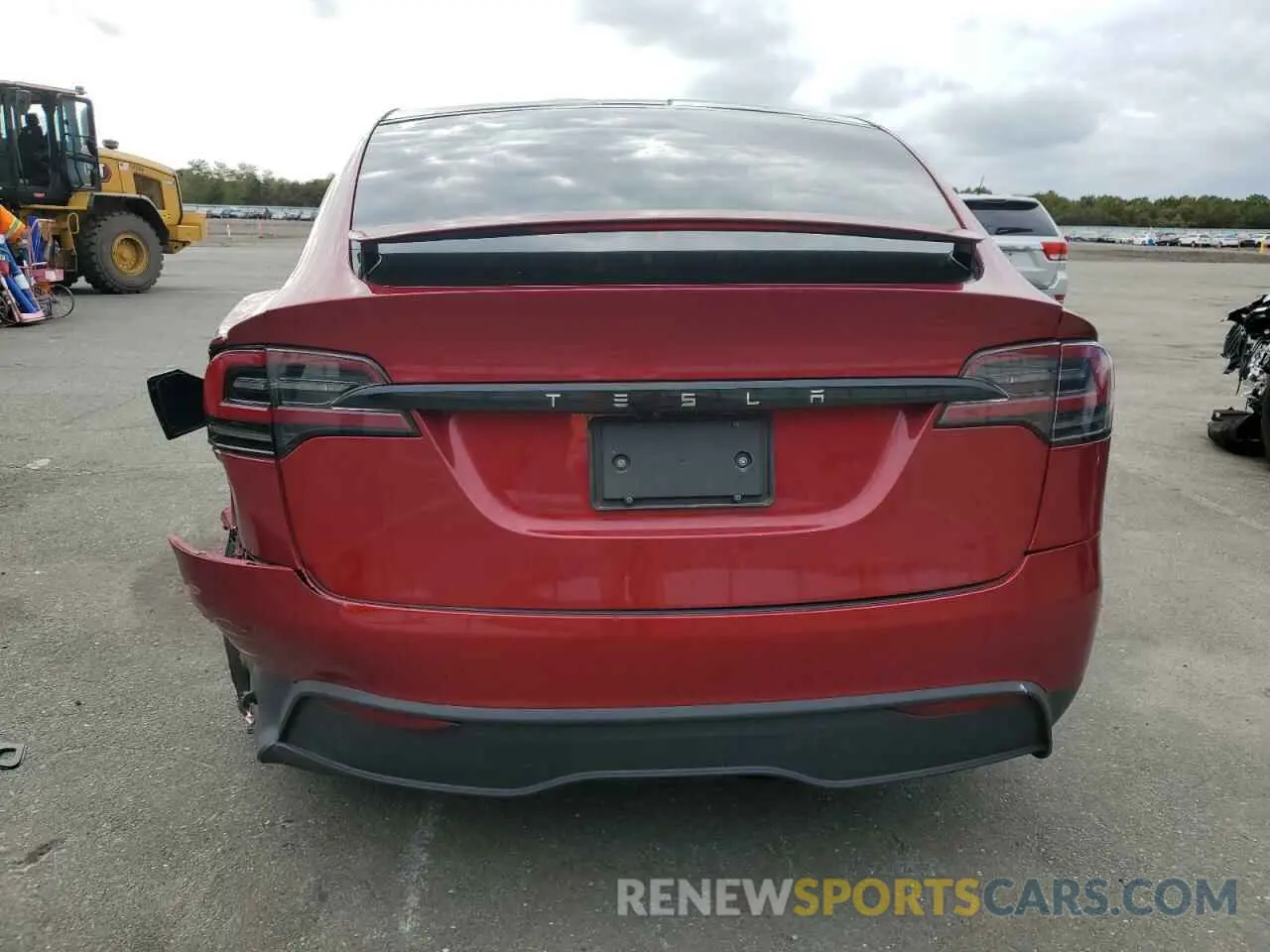 6 Photograph of a damaged car 7SAXCBE52PF426079 TESLA MODEL X 2023