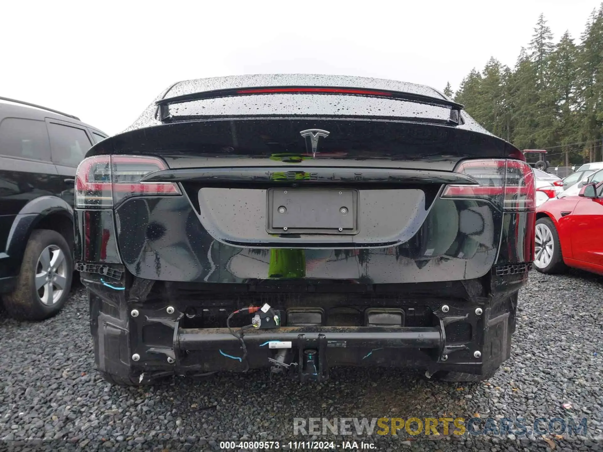 6 Photograph of a damaged car 7SAXCBE53PF378415 TESLA MODEL X 2023