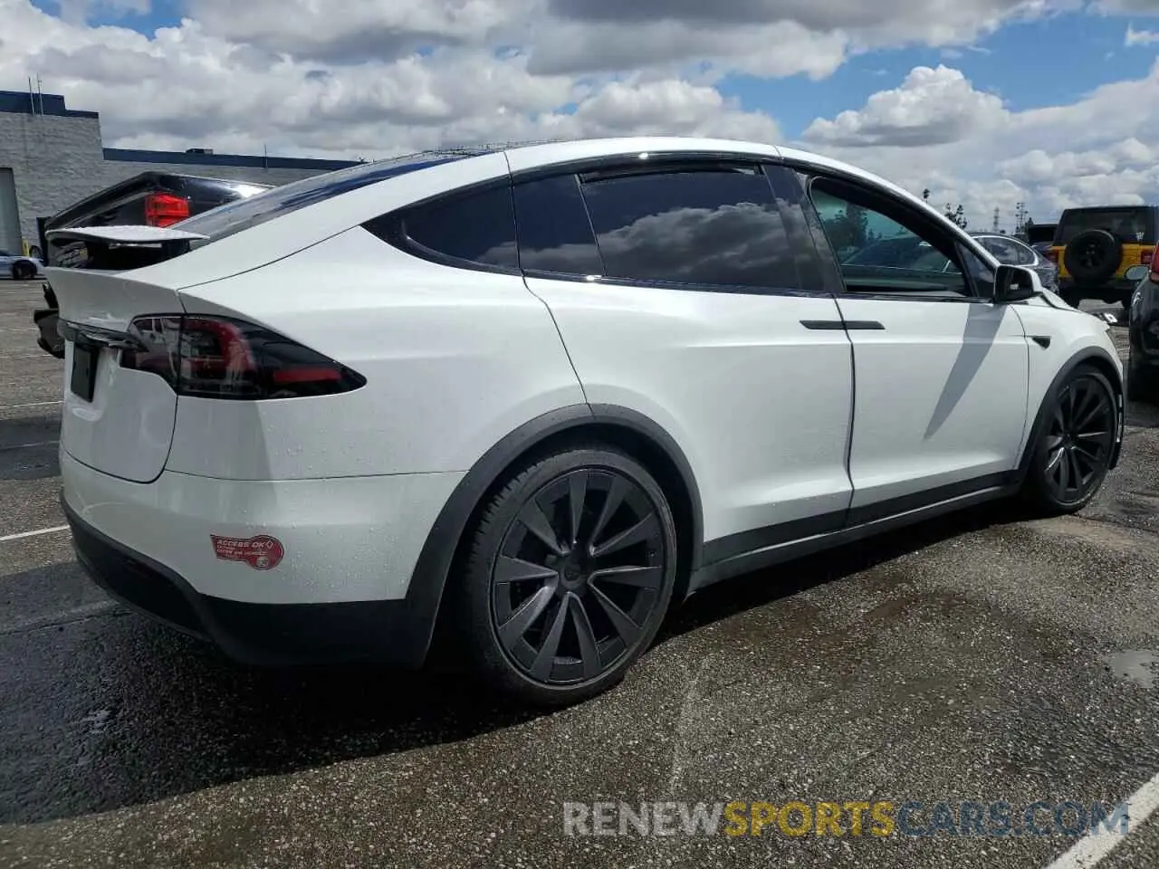 3 Фотография поврежденного автомобиля 7SAXCBE54PF405542 TESLA MODEL X 2023