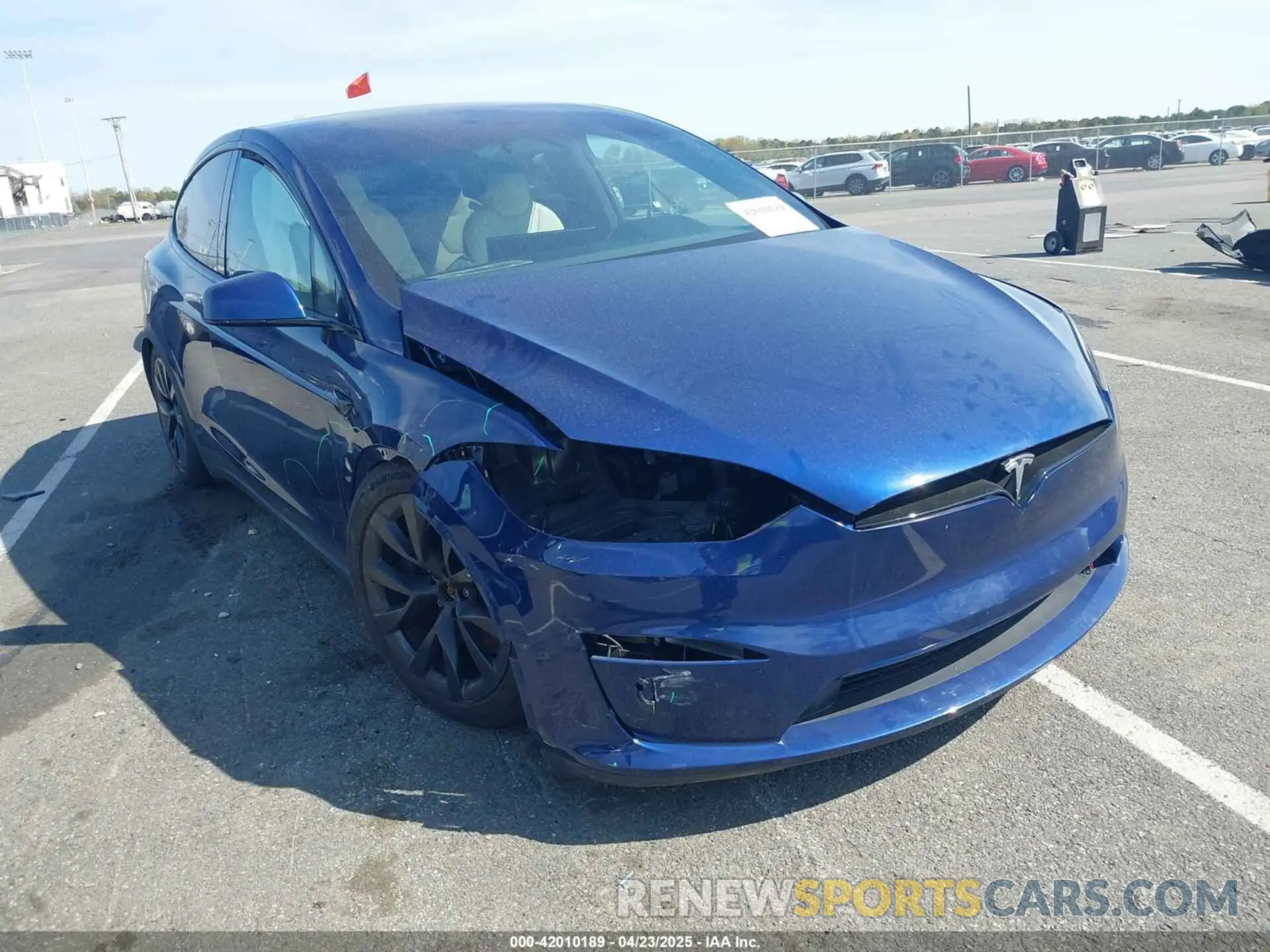 1 Фотография поврежденного автомобиля 7SAXCBE55PF367111 TESLA MODEL X 2023