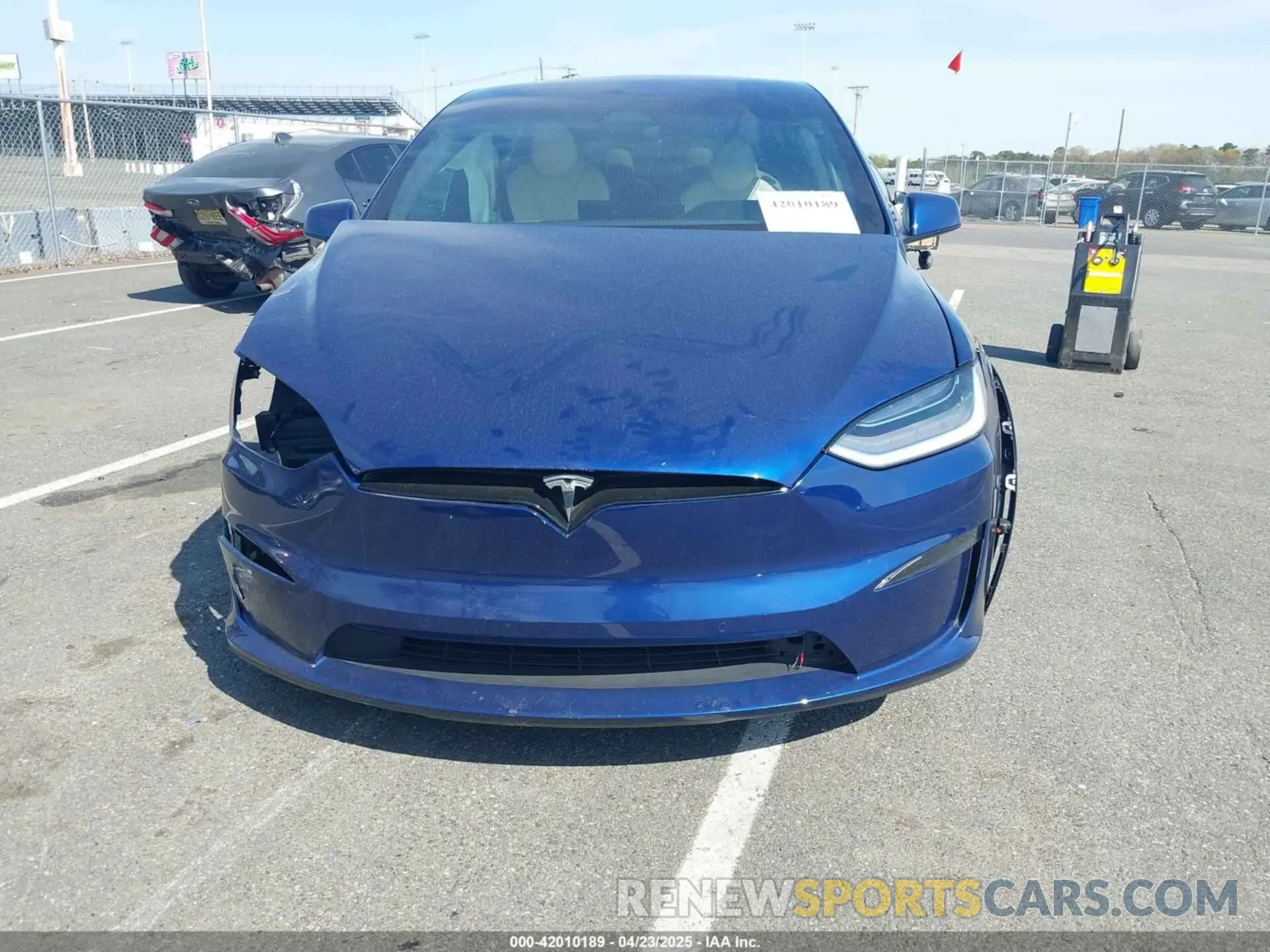 11 Фотография поврежденного автомобиля 7SAXCBE55PF367111 TESLA MODEL X 2023