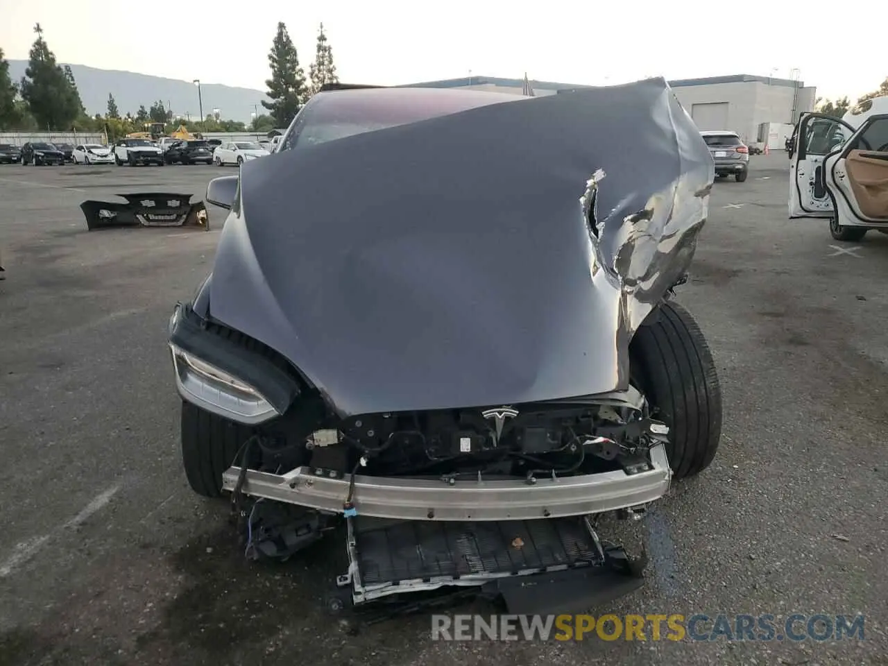 5 Photograph of a damaged car 7SAXCBE55PF381834 TESLA MODEL X 2023