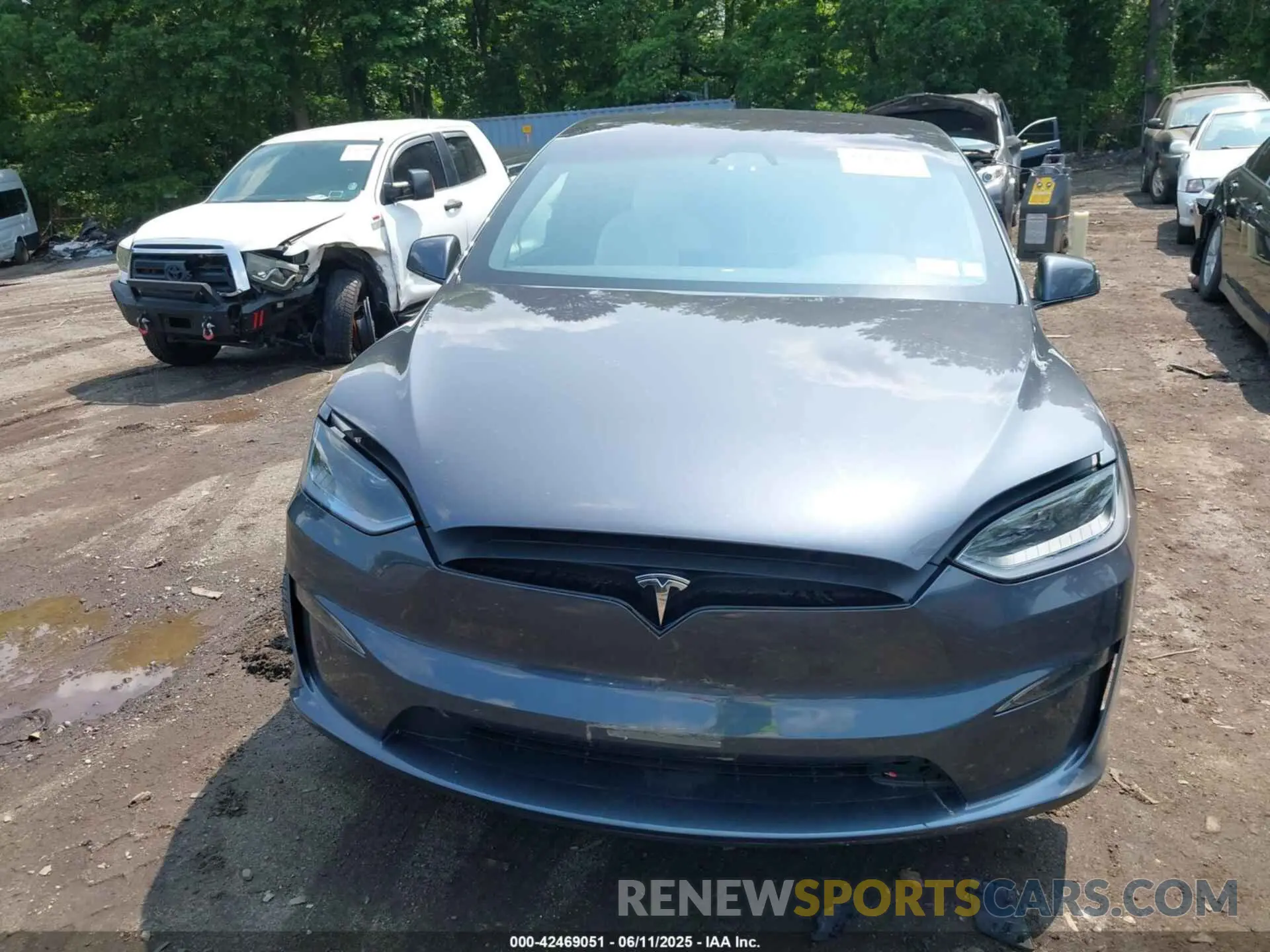 12 Photograph of a damaged car 7SAXCBE55PF411222 TESLA MODEL X 2023