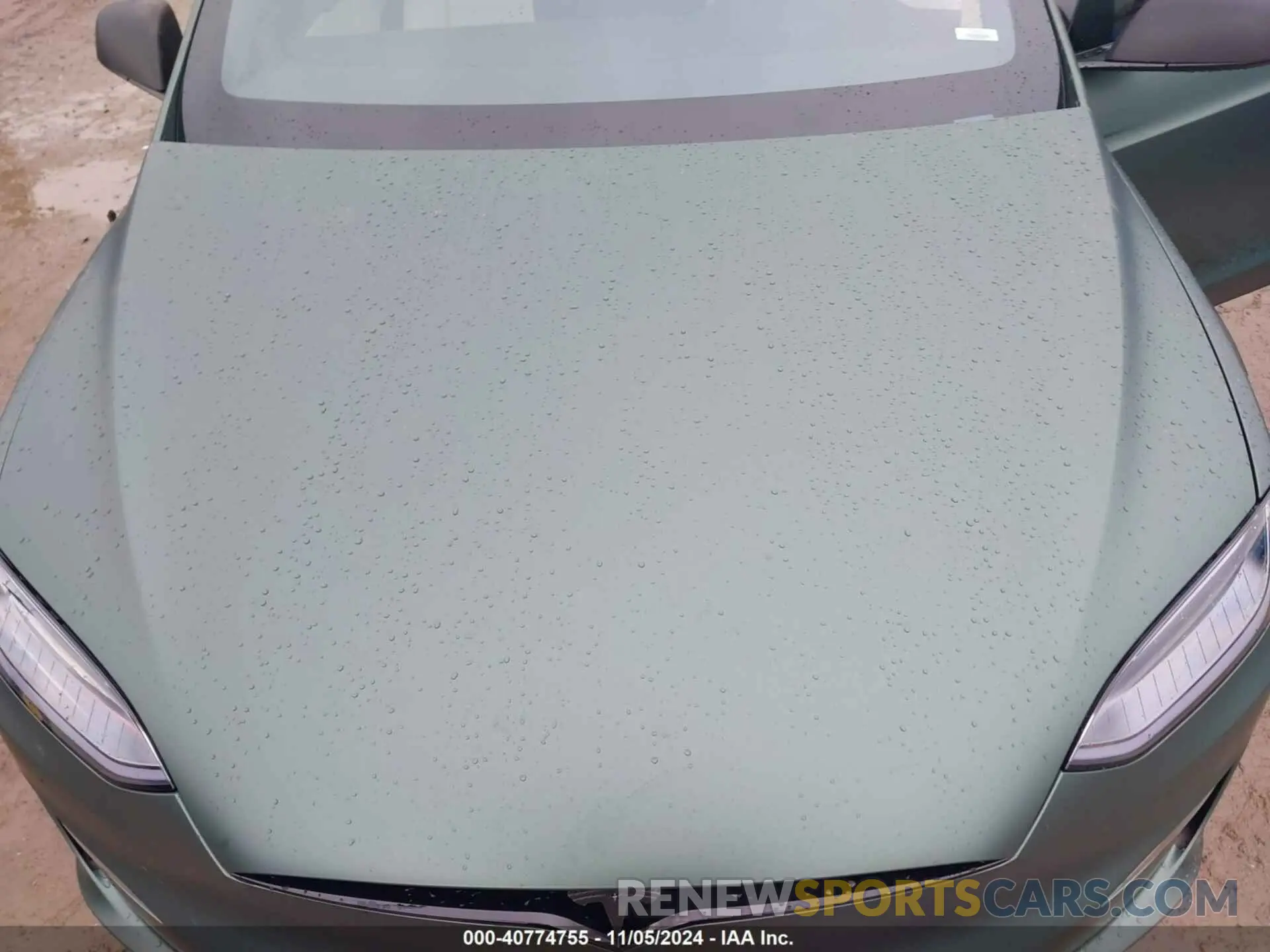 10 Photograph of a damaged car 7SAXCBE55PF425587 TESLA MODEL X 2023
