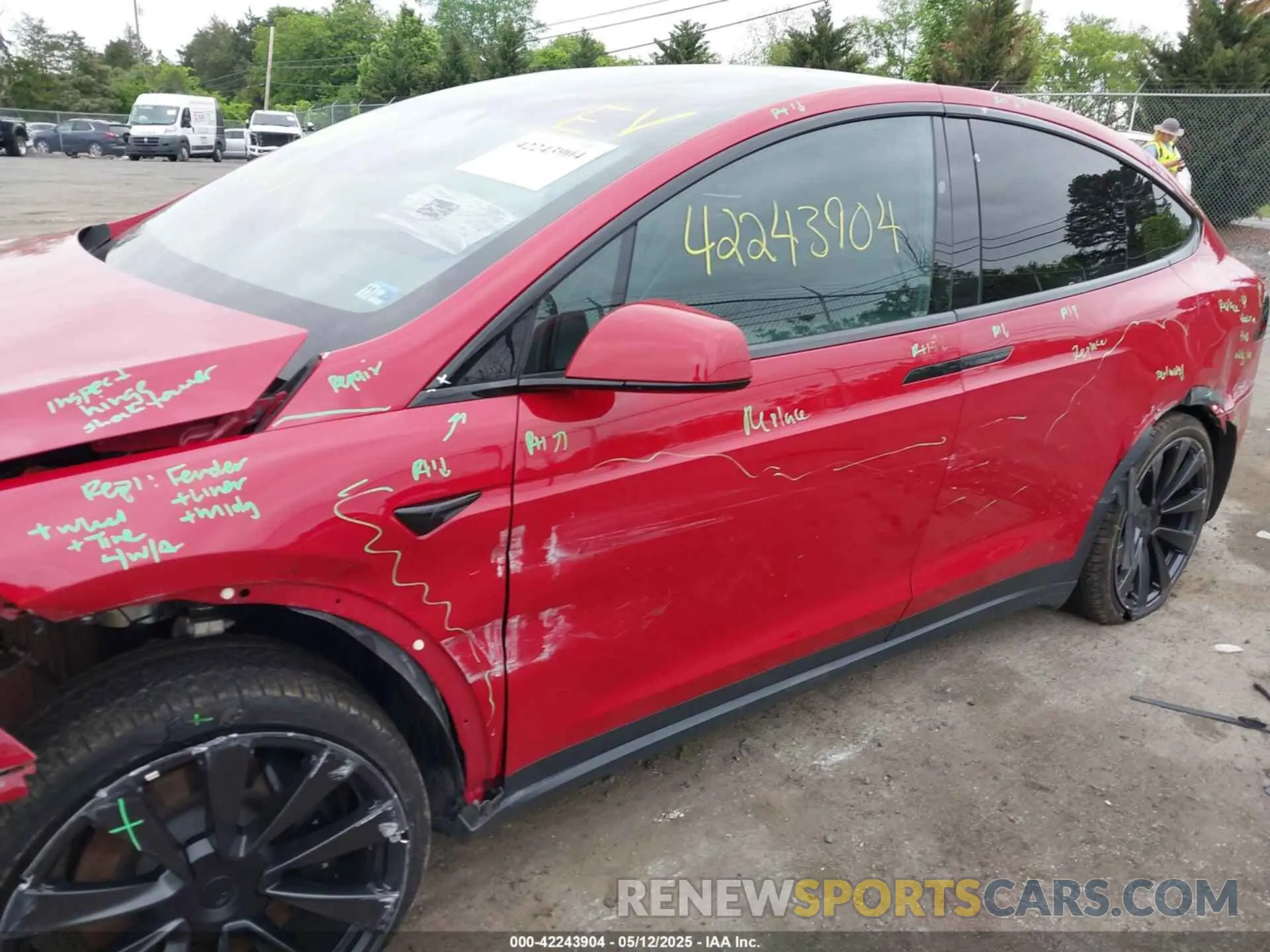 19 Photograph of a damaged car 7SAXCBE56PF368087 TESLA MODEL X 2023