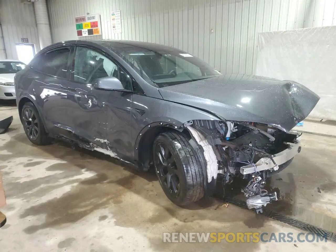 4 Photograph of a damaged car 7SAXCBE57PF381107 TESLA MODEL X 2023