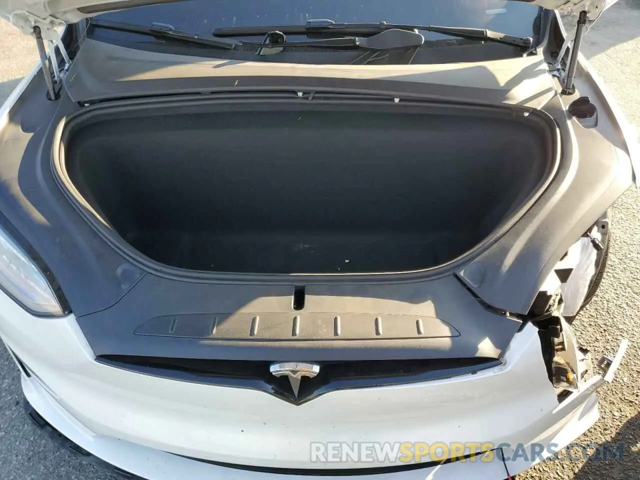 12 Photograph of a damaged car 7SAXCBE58PF383285 TESLA MODEL X 2023