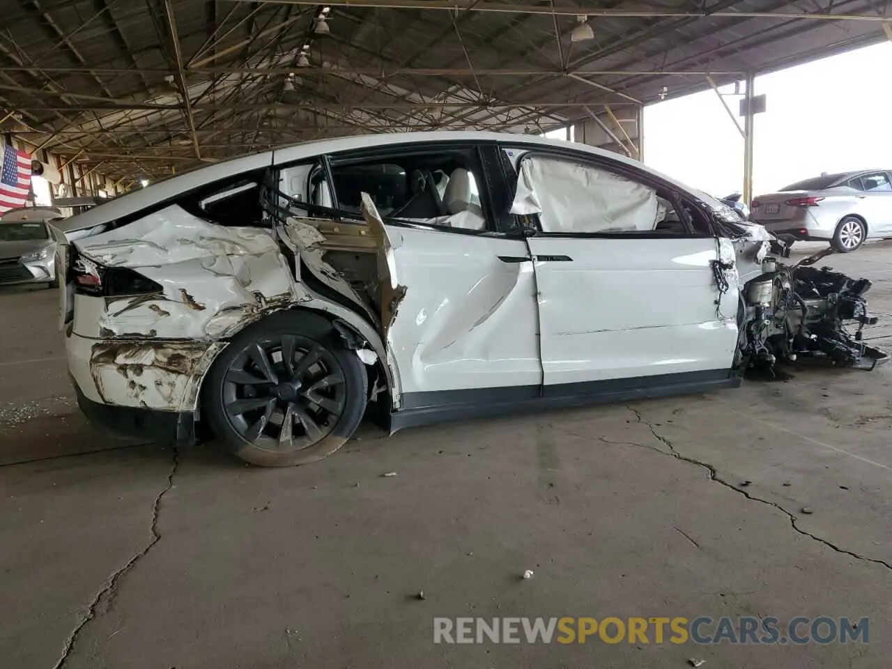 3 Фотография поврежденного автомобиля 7SAXCBE61PF375022 TESLA MODEL X 2023