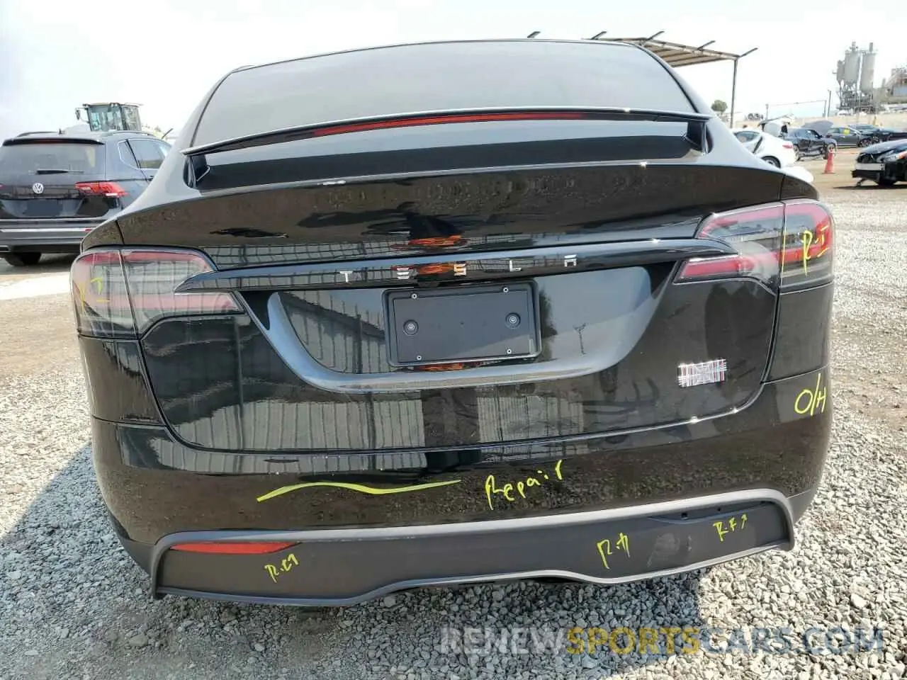 6 Photograph of a damaged car 7SAXCBE65PF430023 TESLA MODEL X 2023