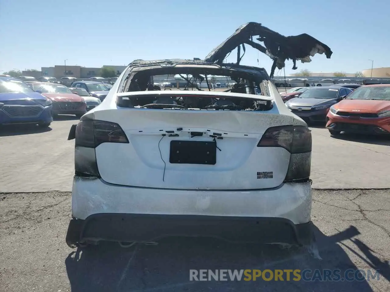 6 Photograph of a damaged car 7SAXCBE66PF431309 TESLA MODEL X 2023