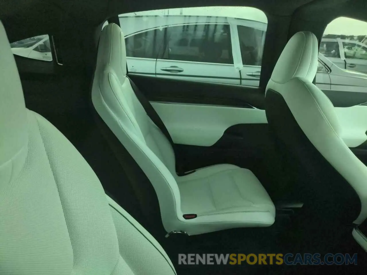 10 Photograph of a damaged car 7SAXCBE67PF404894 TESLA MODEL X 2023