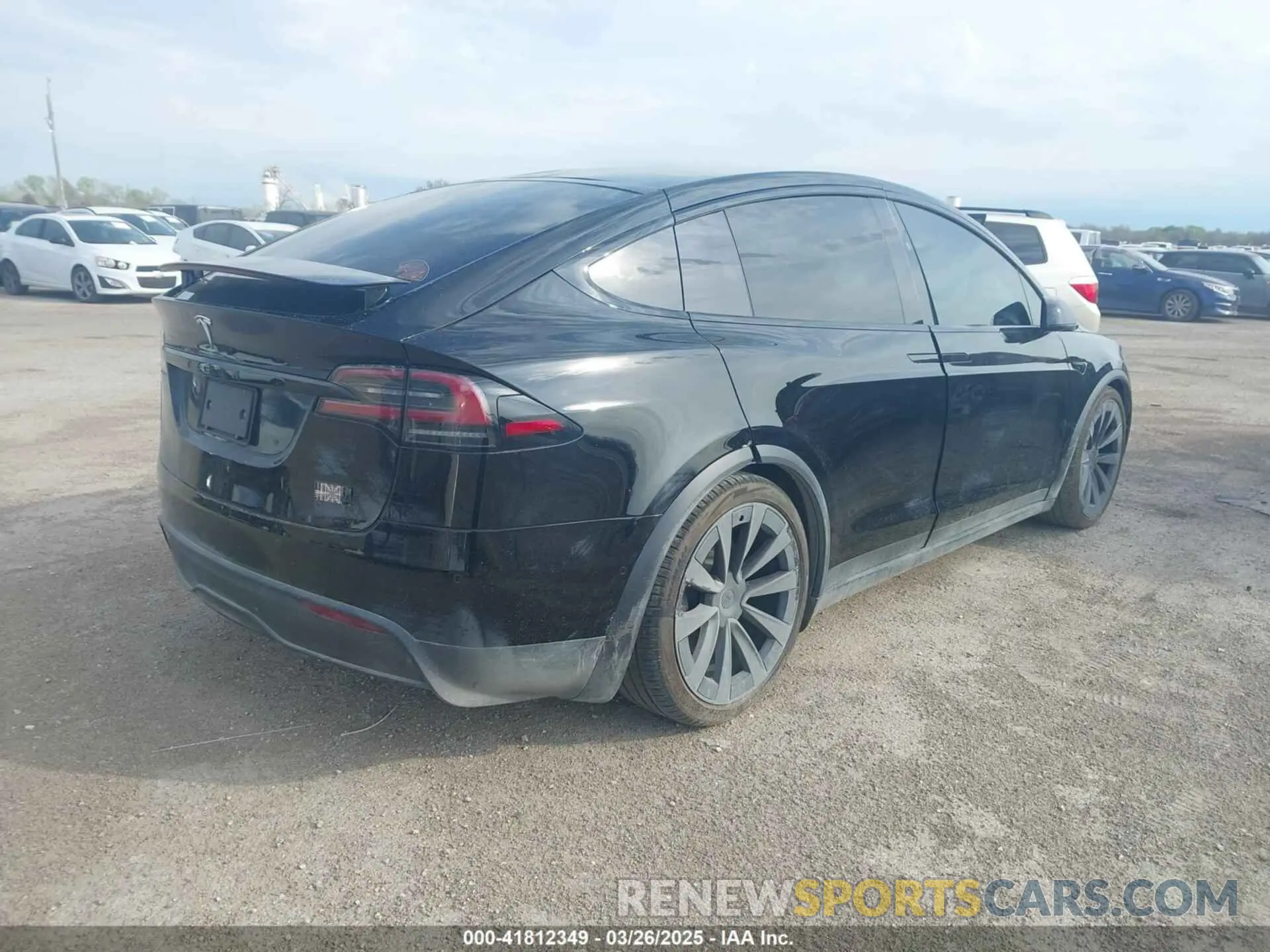 4 Photograph of a damaged car 7SAXCBE68PF376183 TESLA MODEL X 2023