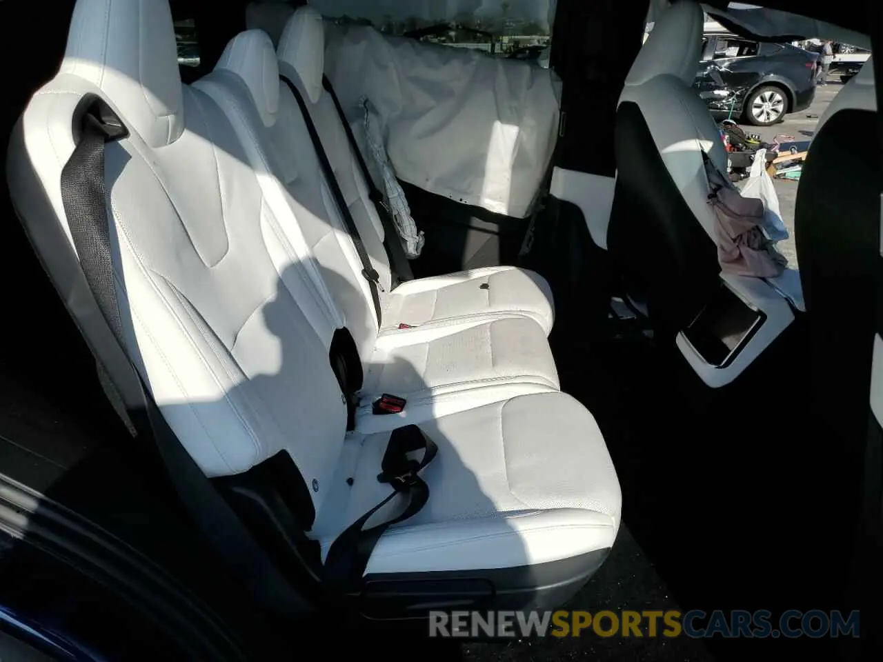 11 Photograph of a damaged car 7SAXCDE50PF428344 TESLA MODEL X 2023