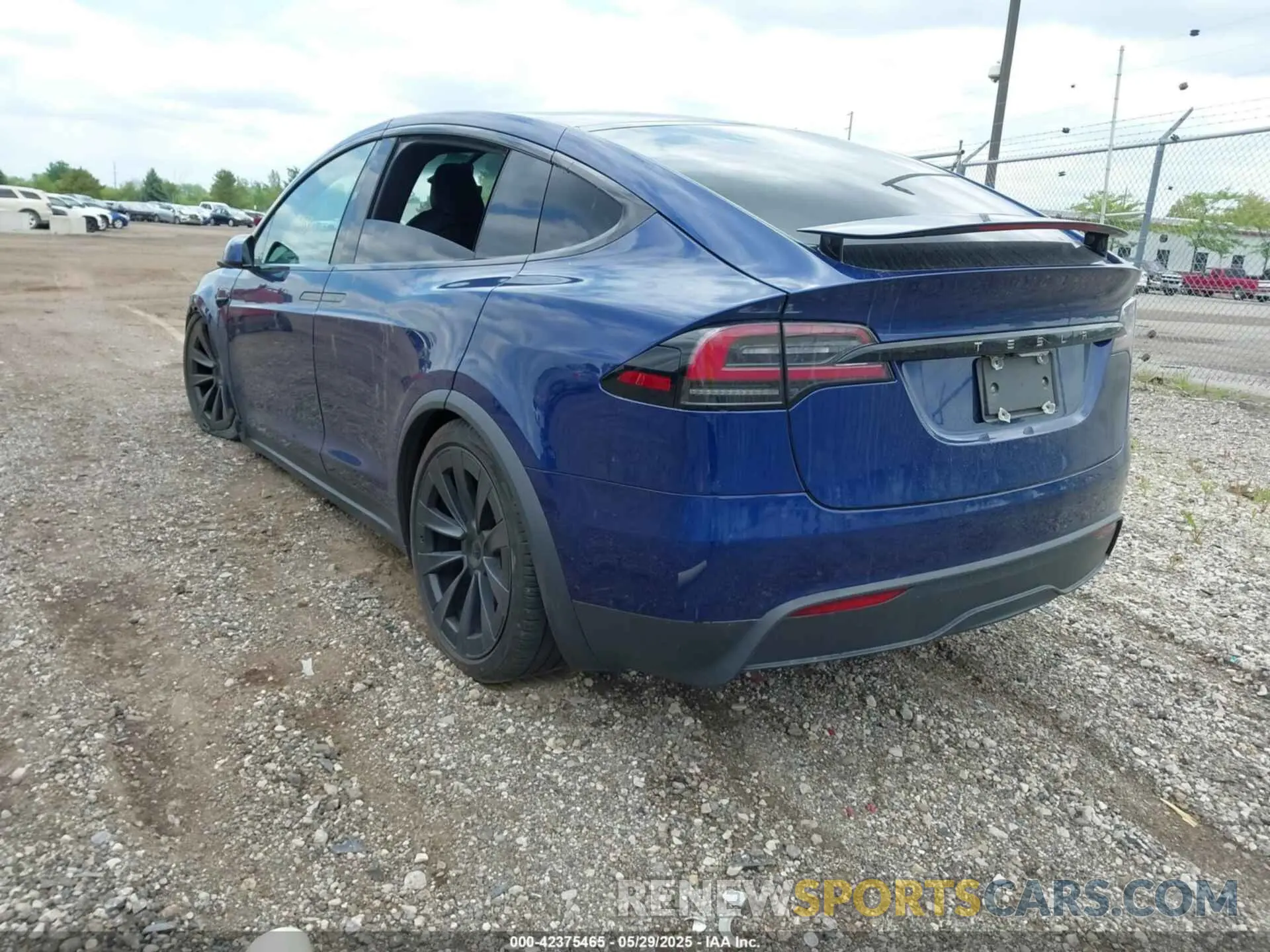 3 Фотография поврежденного автомобиля 7SAXCDE51PF404702 TESLA MODEL X 2023