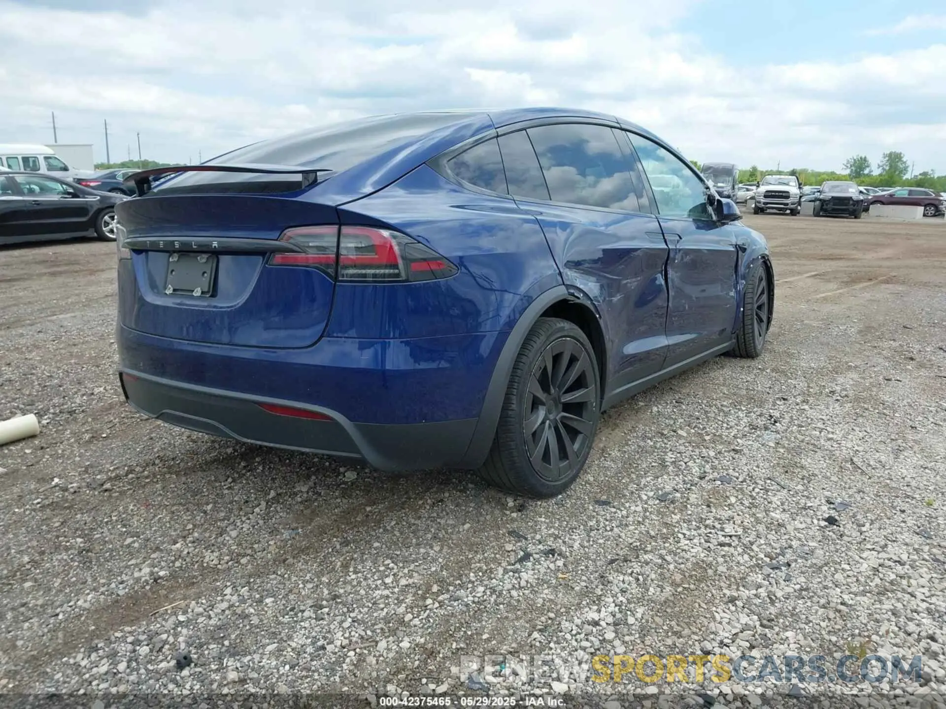 4 Фотография поврежденного автомобиля 7SAXCDE51PF404702 TESLA MODEL X 2023