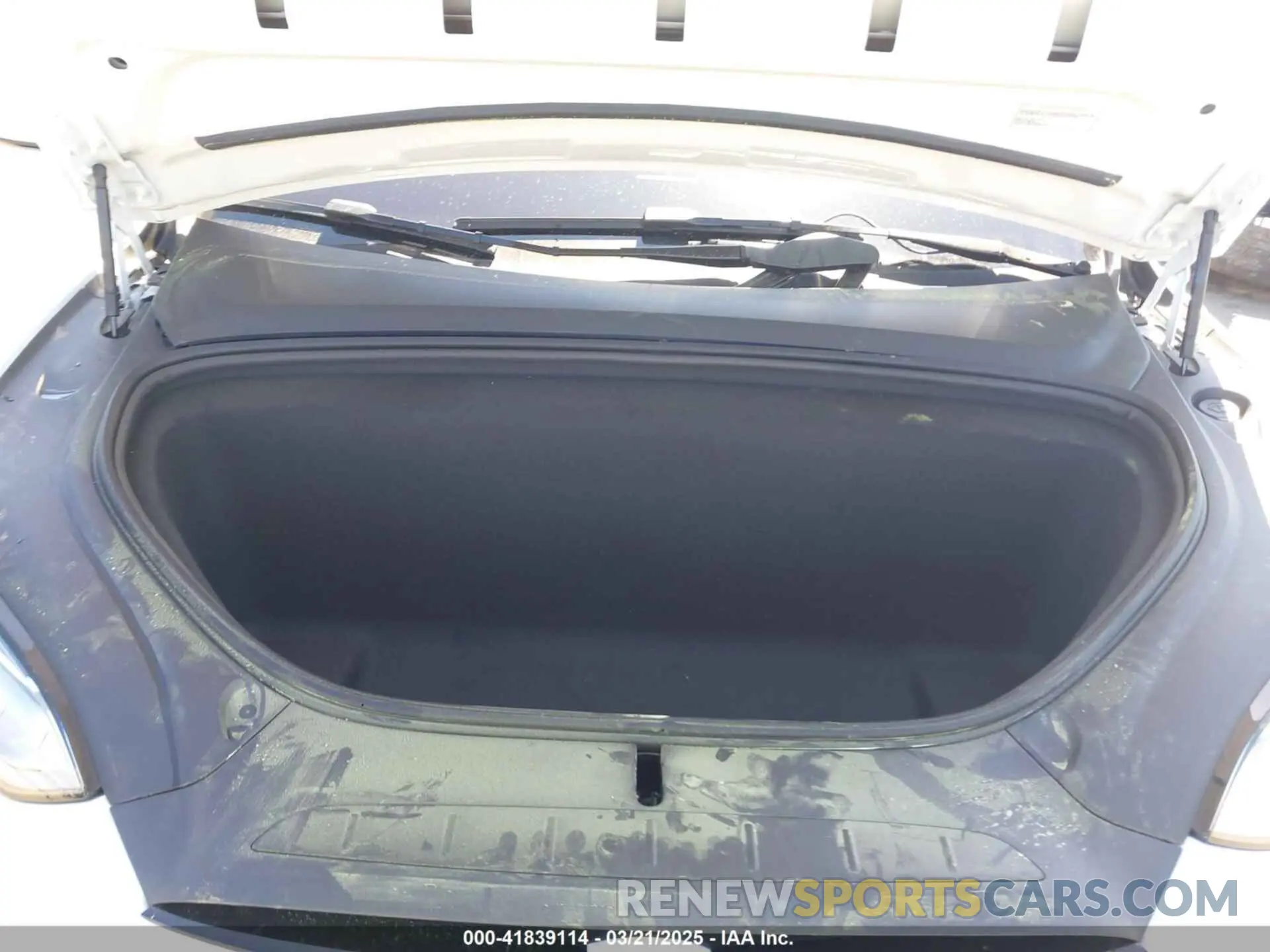 10 Photograph of a damaged car 7SAXCDE53PF377034 TESLA MODEL X 2023