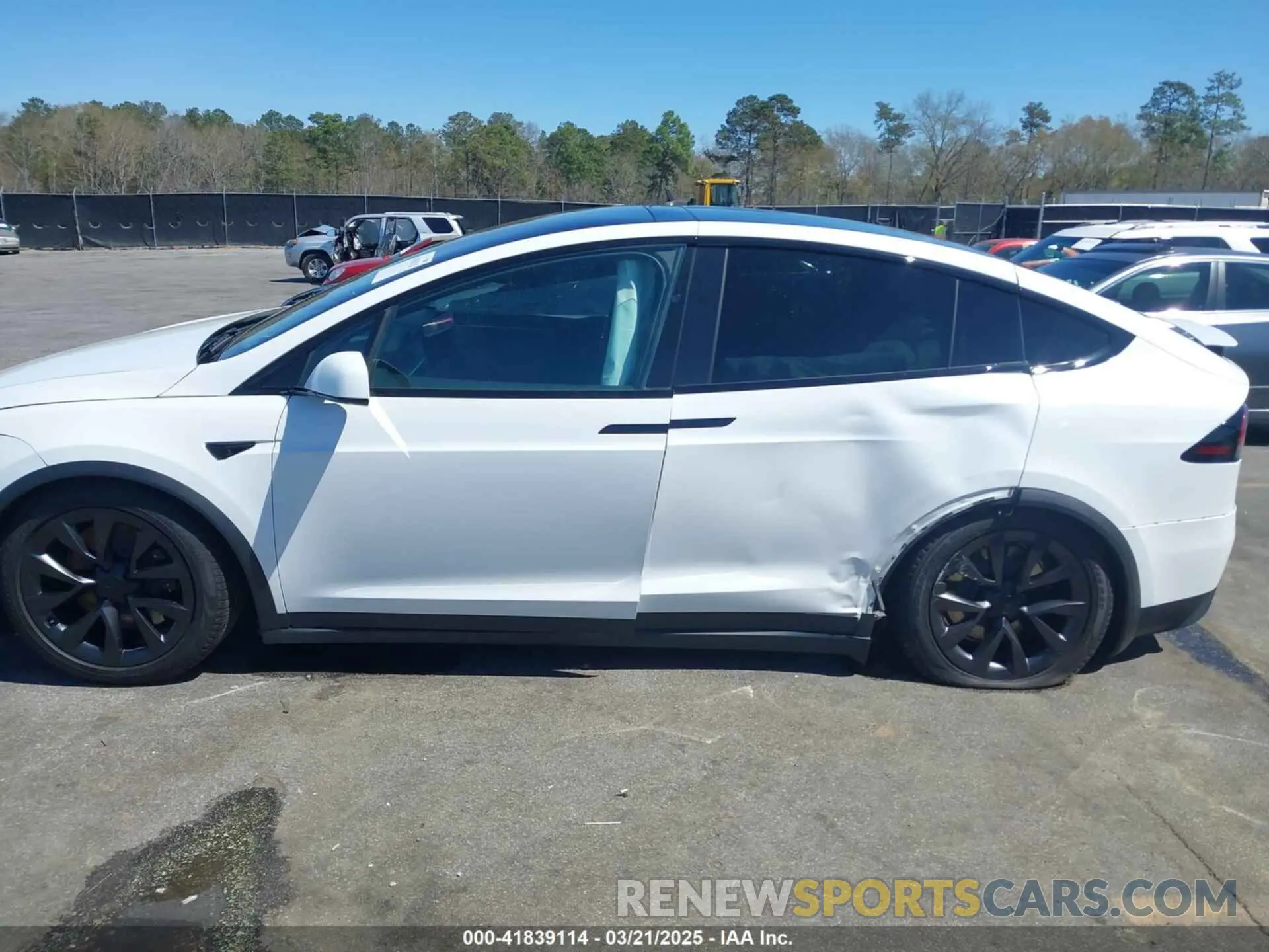 14 Photograph of a damaged car 7SAXCDE53PF377034 TESLA MODEL X 2023