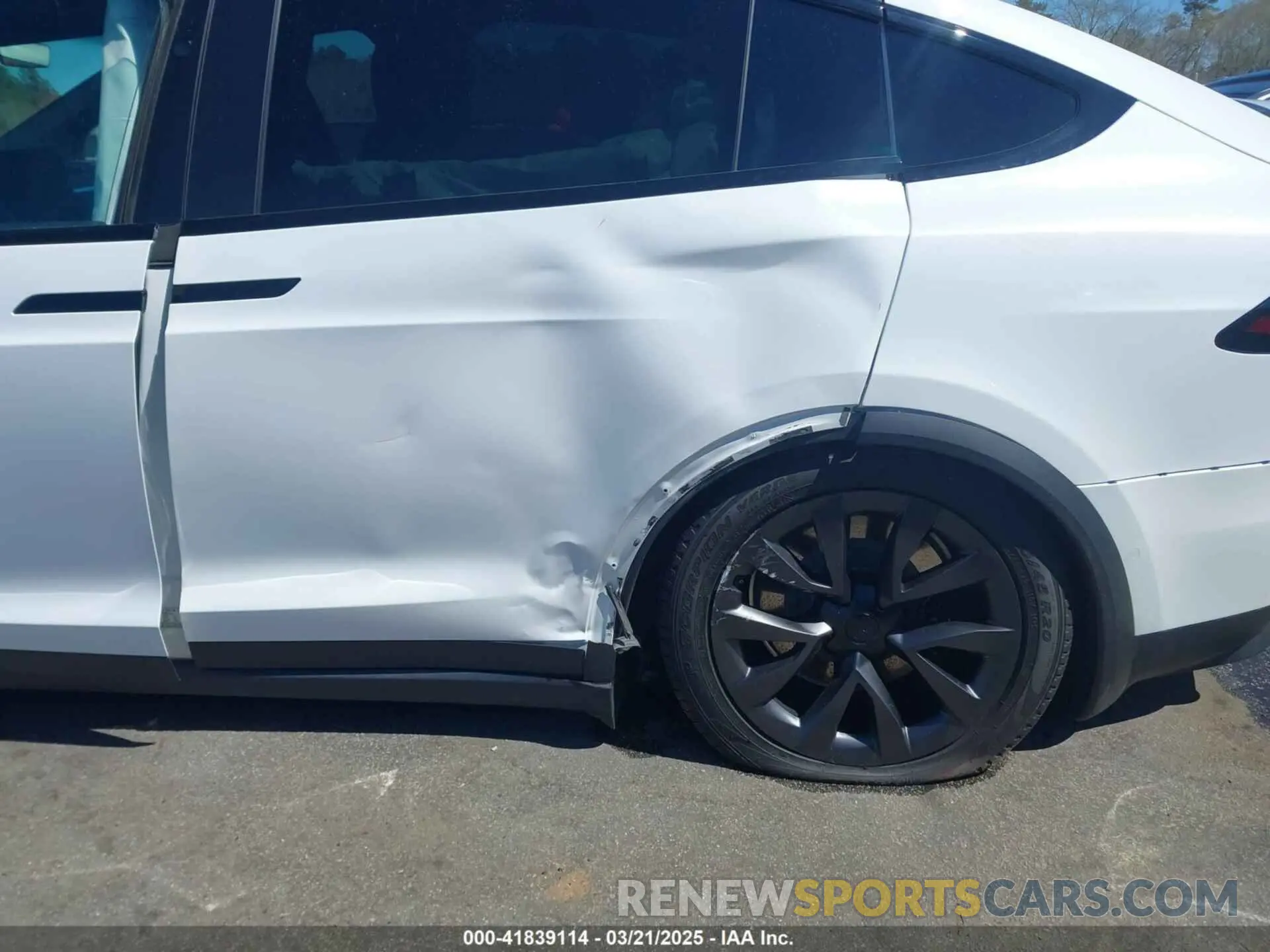 6 Photograph of a damaged car 7SAXCDE53PF377034 TESLA MODEL X 2023