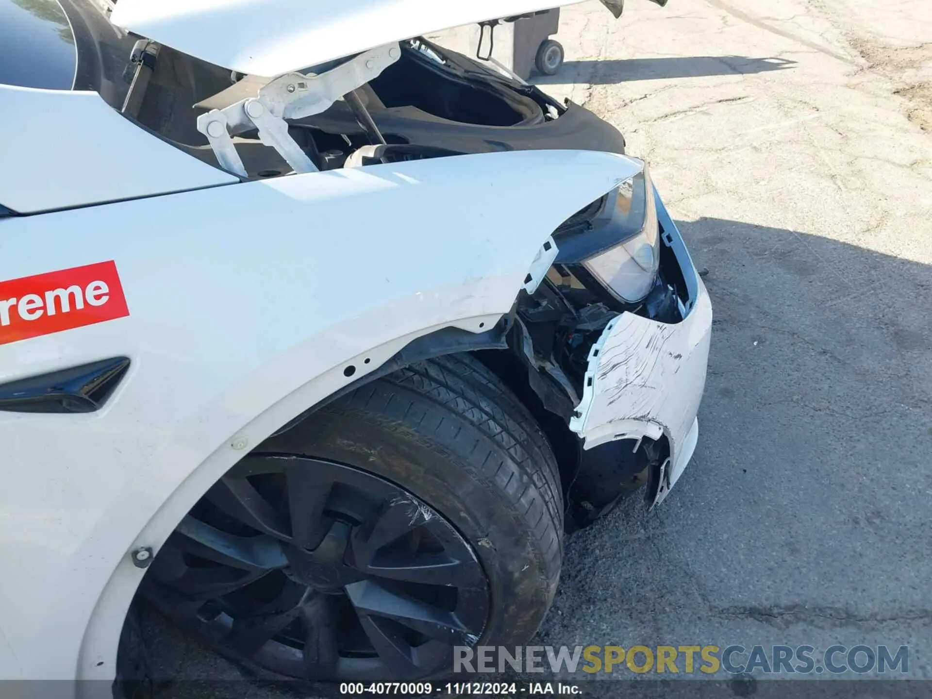 19 Photograph of a damaged car 7SAXCDE53PF423512 TESLA MODEL X 2023