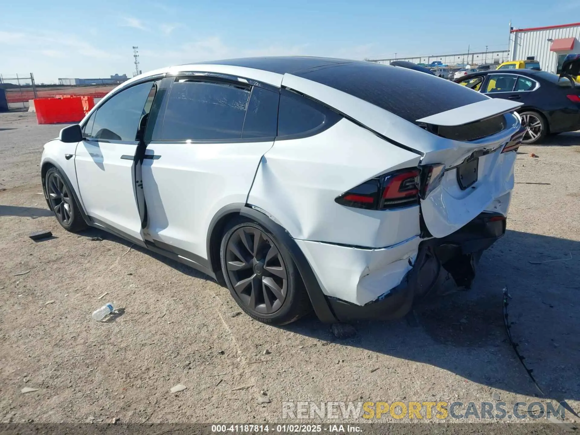 3 Photograph of a damaged car 7SAXCDE56PF424198 TESLA MODEL X 2023