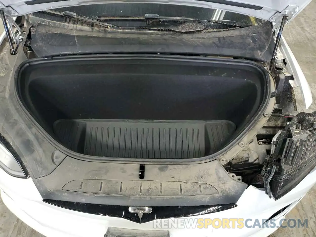 12 Photograph of a damaged car 7SAXCDE58PF401201 TESLA MODEL X 2023