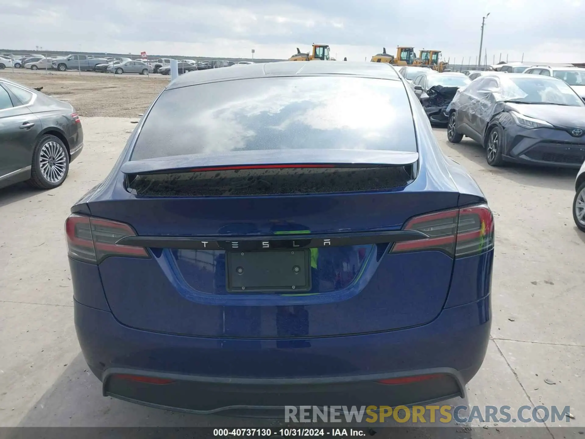 17 Photograph of a damaged car 7SAXCDE58PF417253 TESLA MODEL X 2023