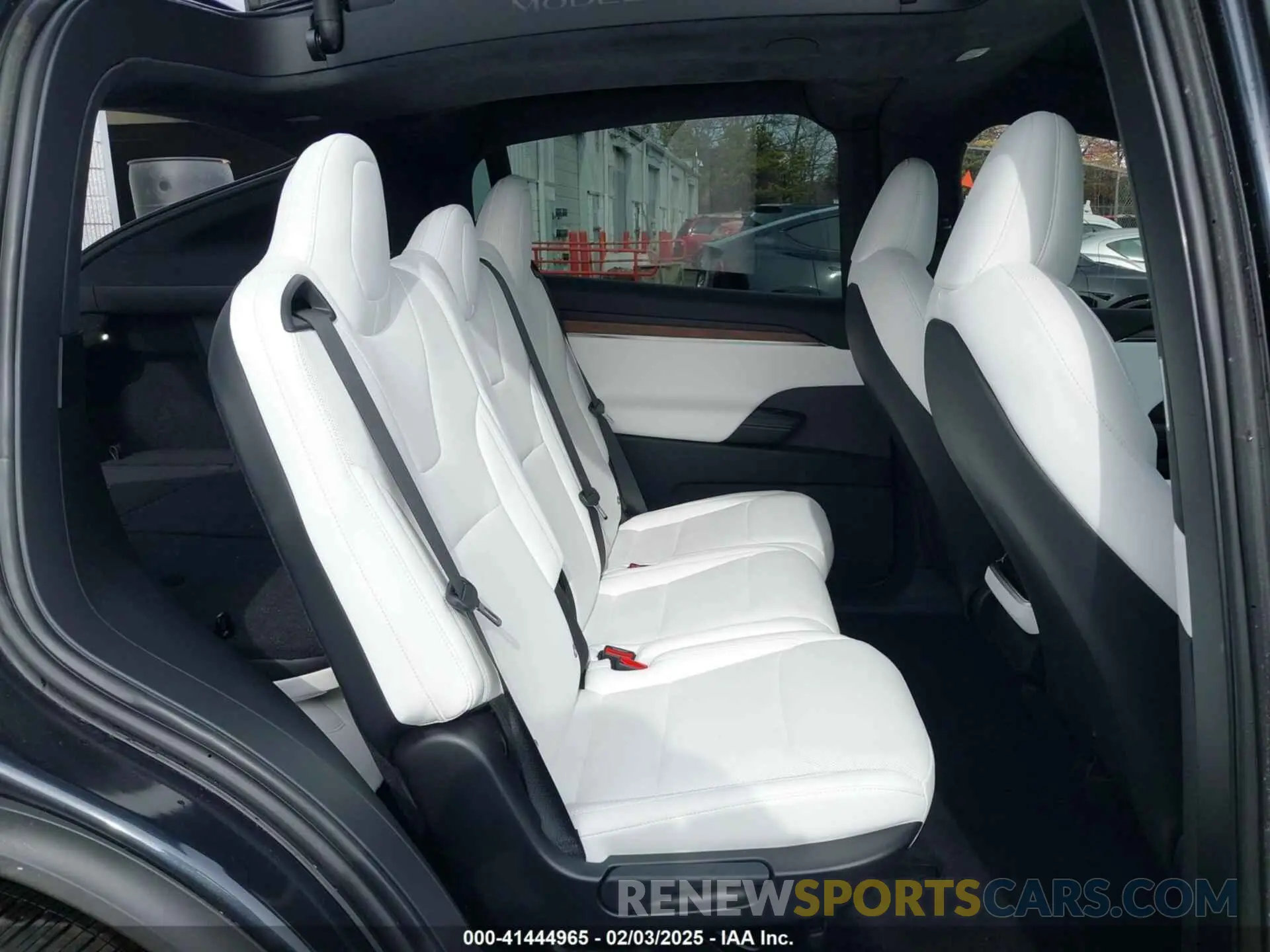 8 Фотография поврежденного автомобиля 7SAXCAE50RF453410 TESLA MODEL X 2024