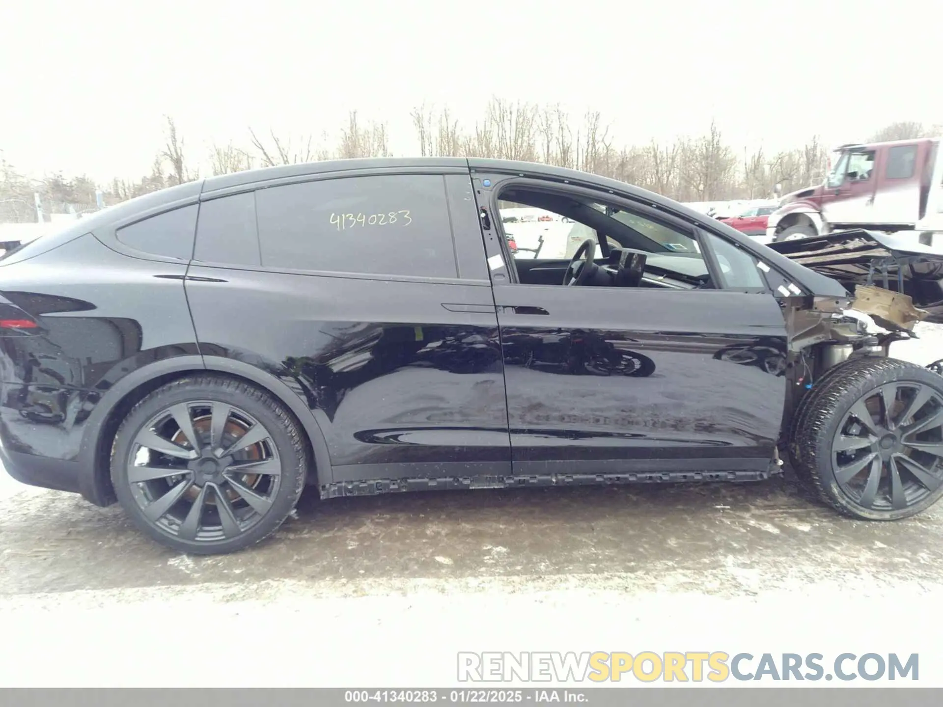 14 Photograph of a damaged car 7SAXCAE51RF457496 TESLA MODEL X 2024