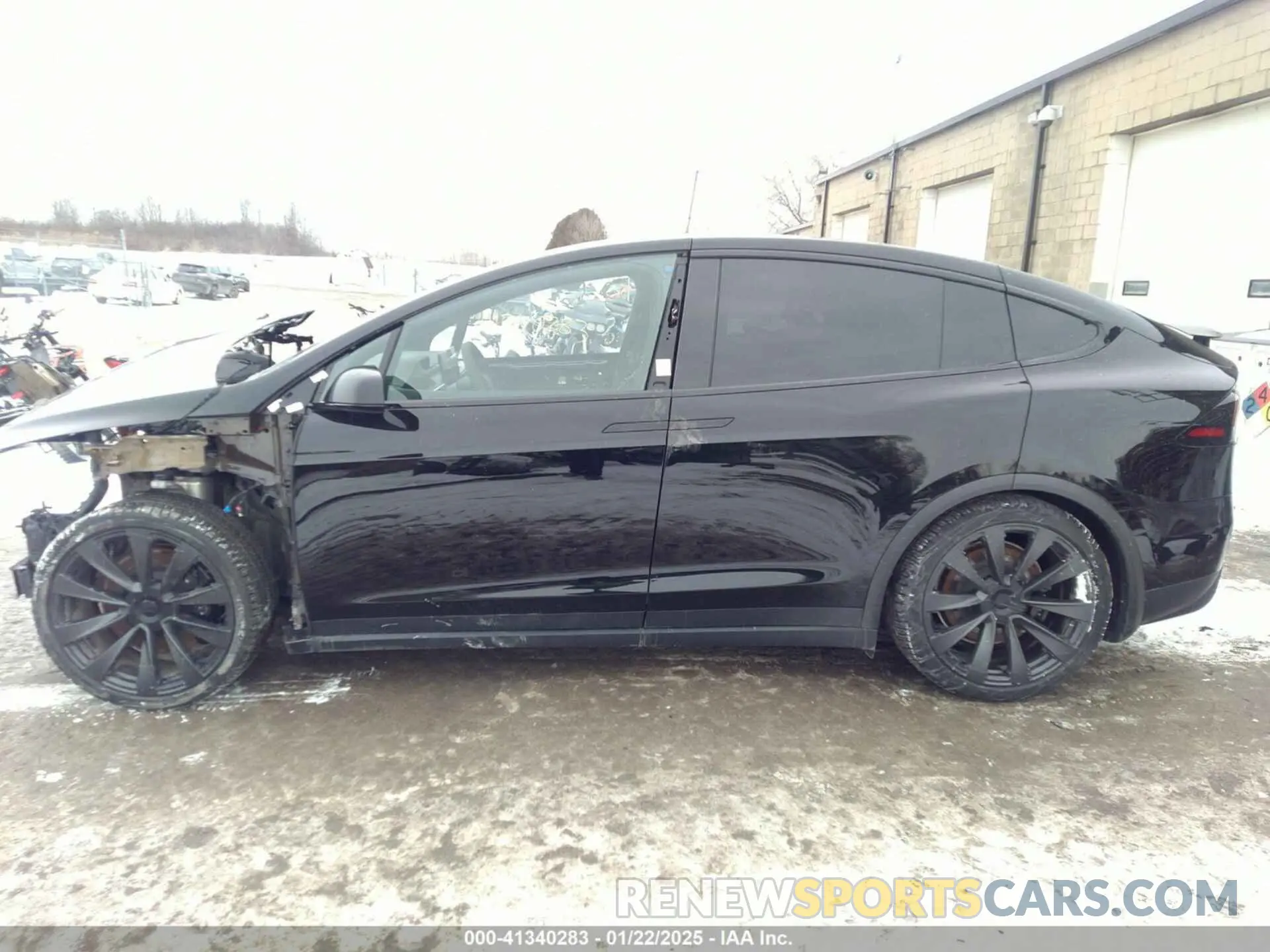 15 Photograph of a damaged car 7SAXCAE51RF457496 TESLA MODEL X 2024