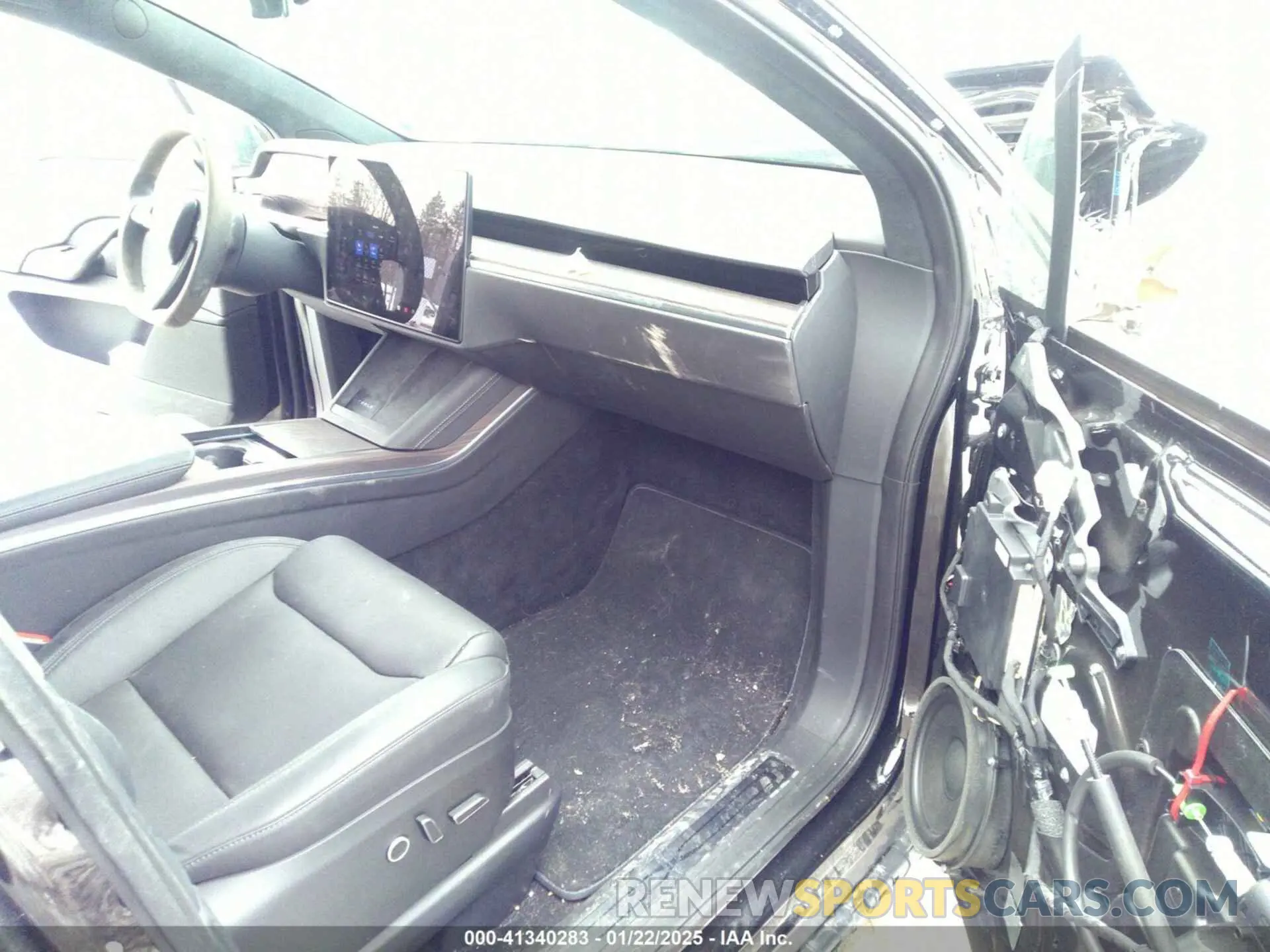5 Photograph of a damaged car 7SAXCAE51RF457496 TESLA MODEL X 2024