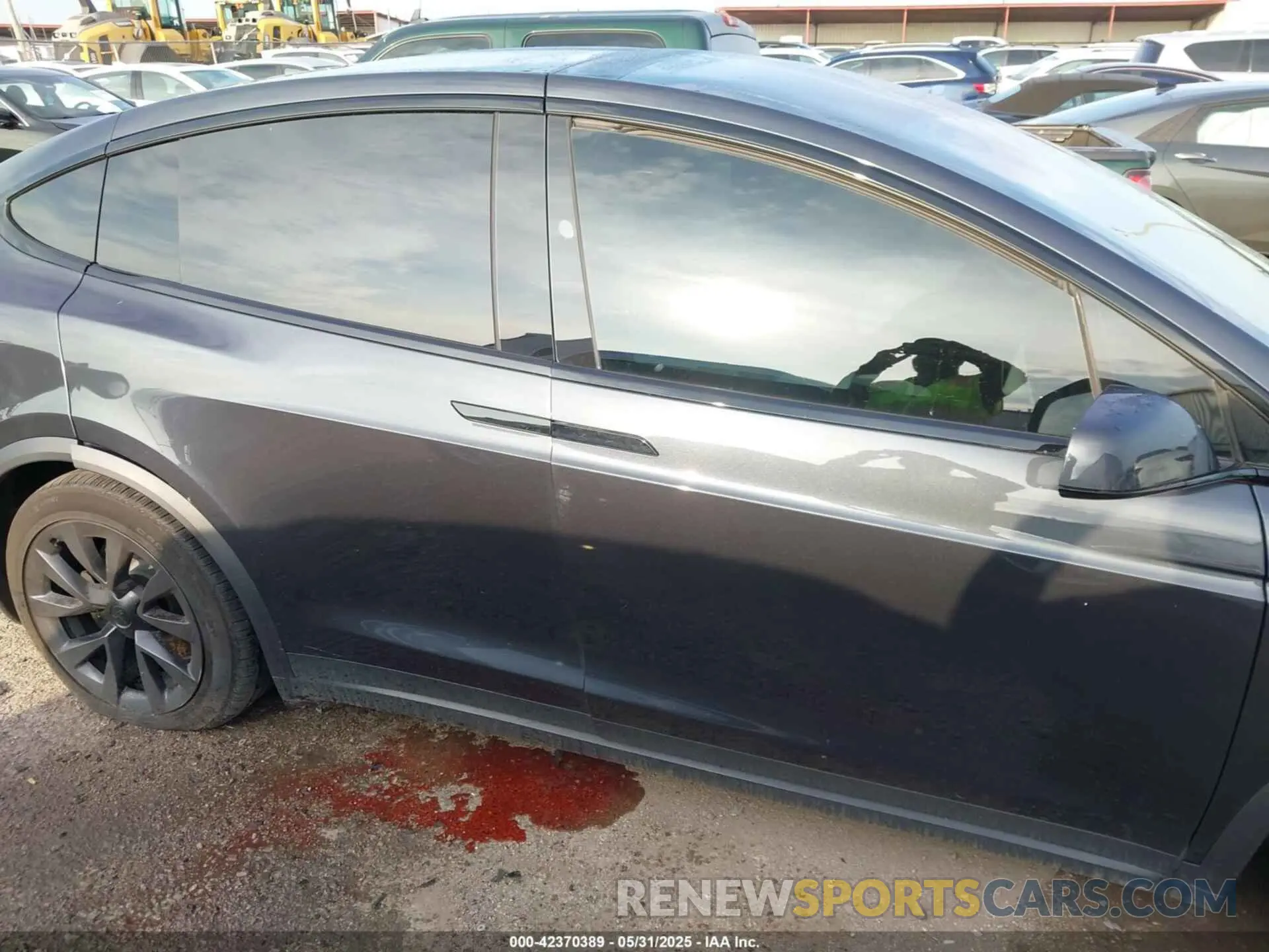 13 Photograph of a damaged car 7SAXCAE56RF442122 TESLA MODEL X 2024