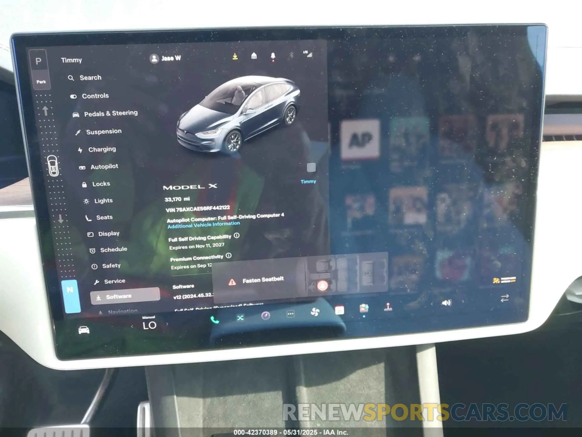 18 Photograph of a damaged car 7SAXCAE56RF442122 TESLA MODEL X 2024