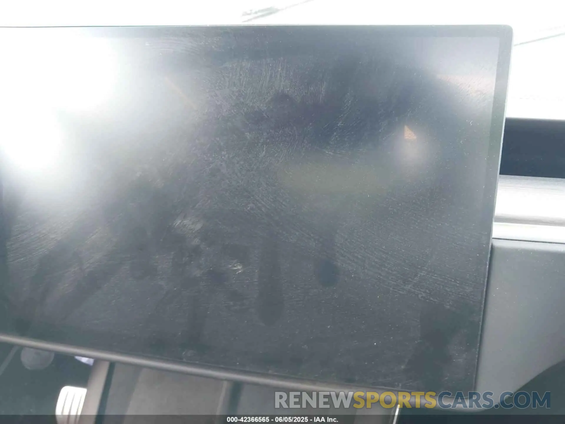 16 Photograph of a damaged car 7SAXCBE53RF459353 TESLA MODEL X 2024