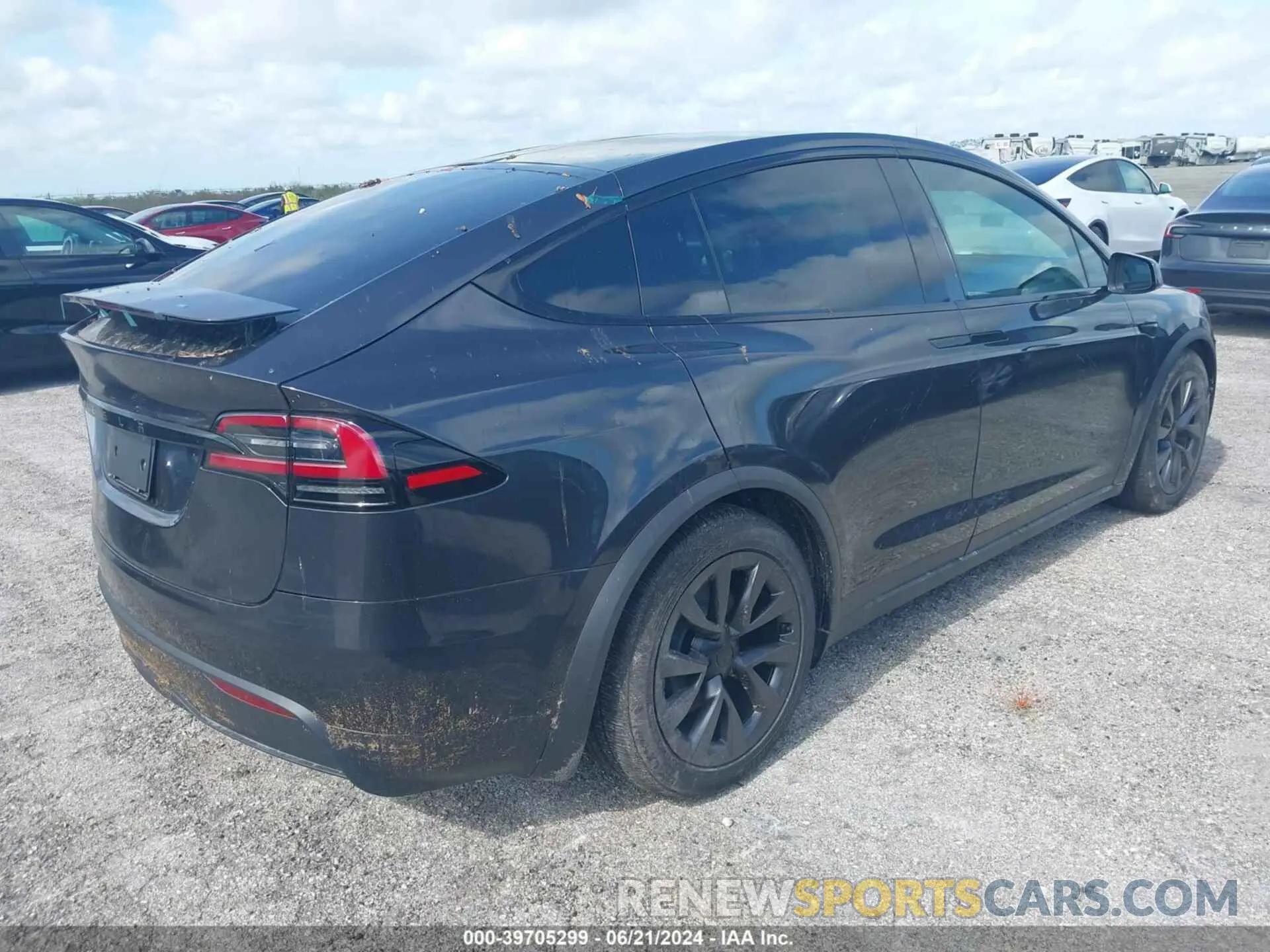 4 Фотография поврежденного автомобиля 7SAXCBE54RF444358 TESLA MODEL X 2024