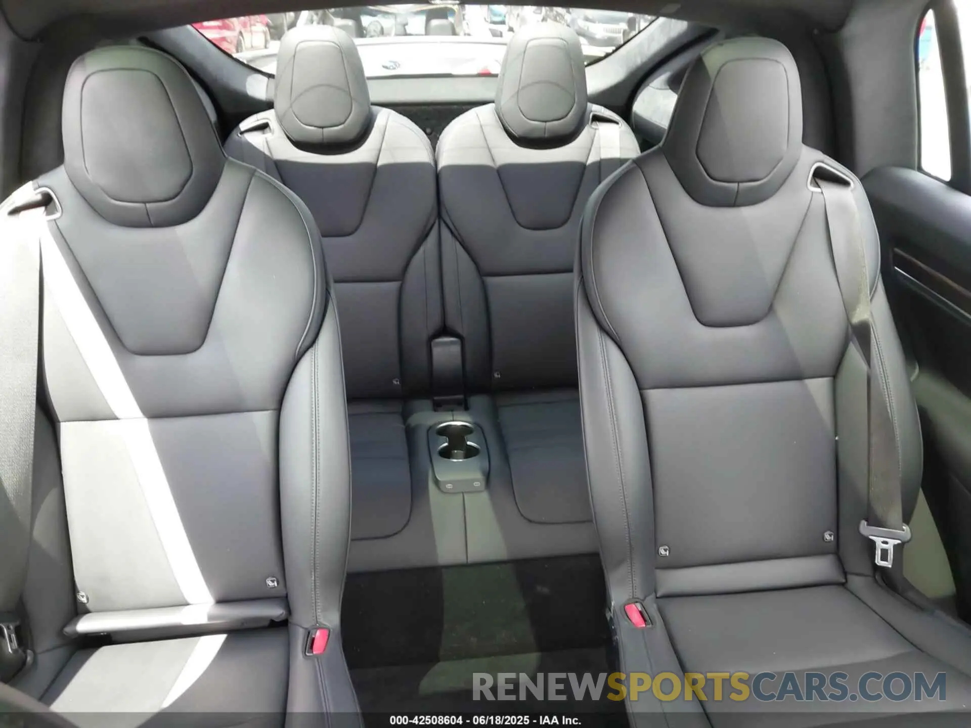8 Фотография поврежденного автомобиля 7SAXCBE55RF460875 TESLA MODEL X 2024