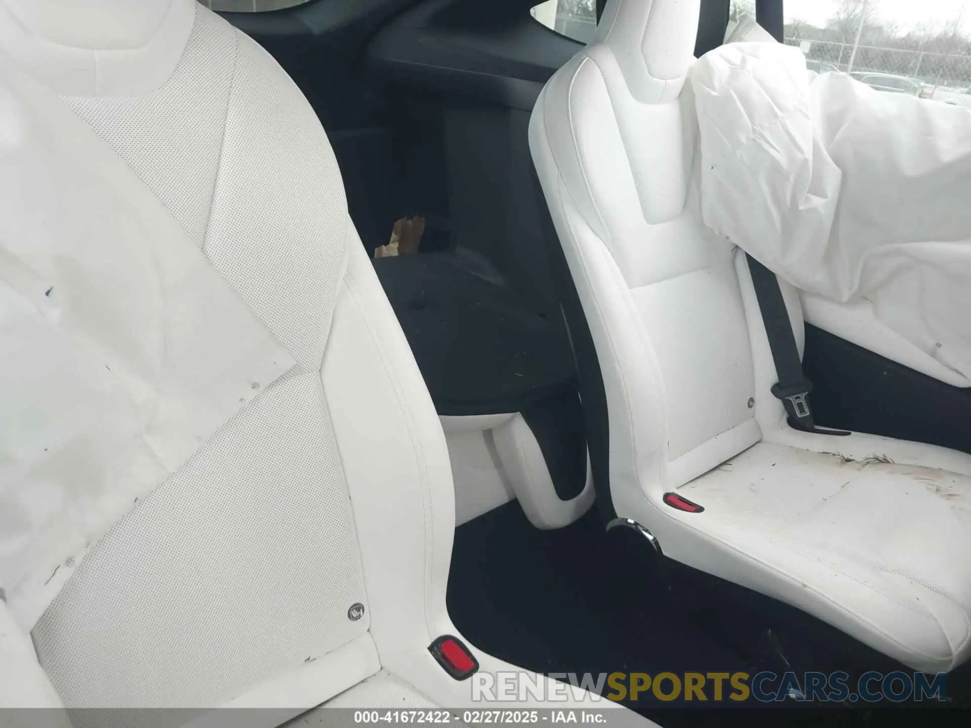 8 Photograph of a damaged car 7SAXCBE56RF435242 TESLA MODEL X 2024