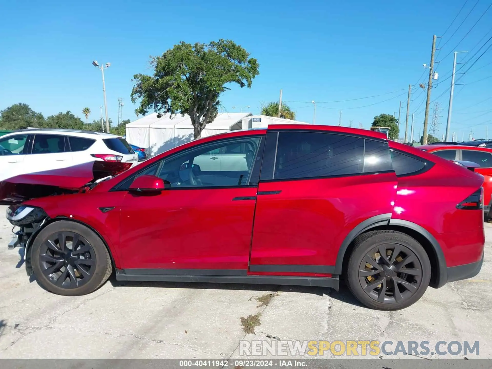 14 Фотография поврежденного автомобиля 7SAXCBE5XRF437477 TESLA MODEL X 2024