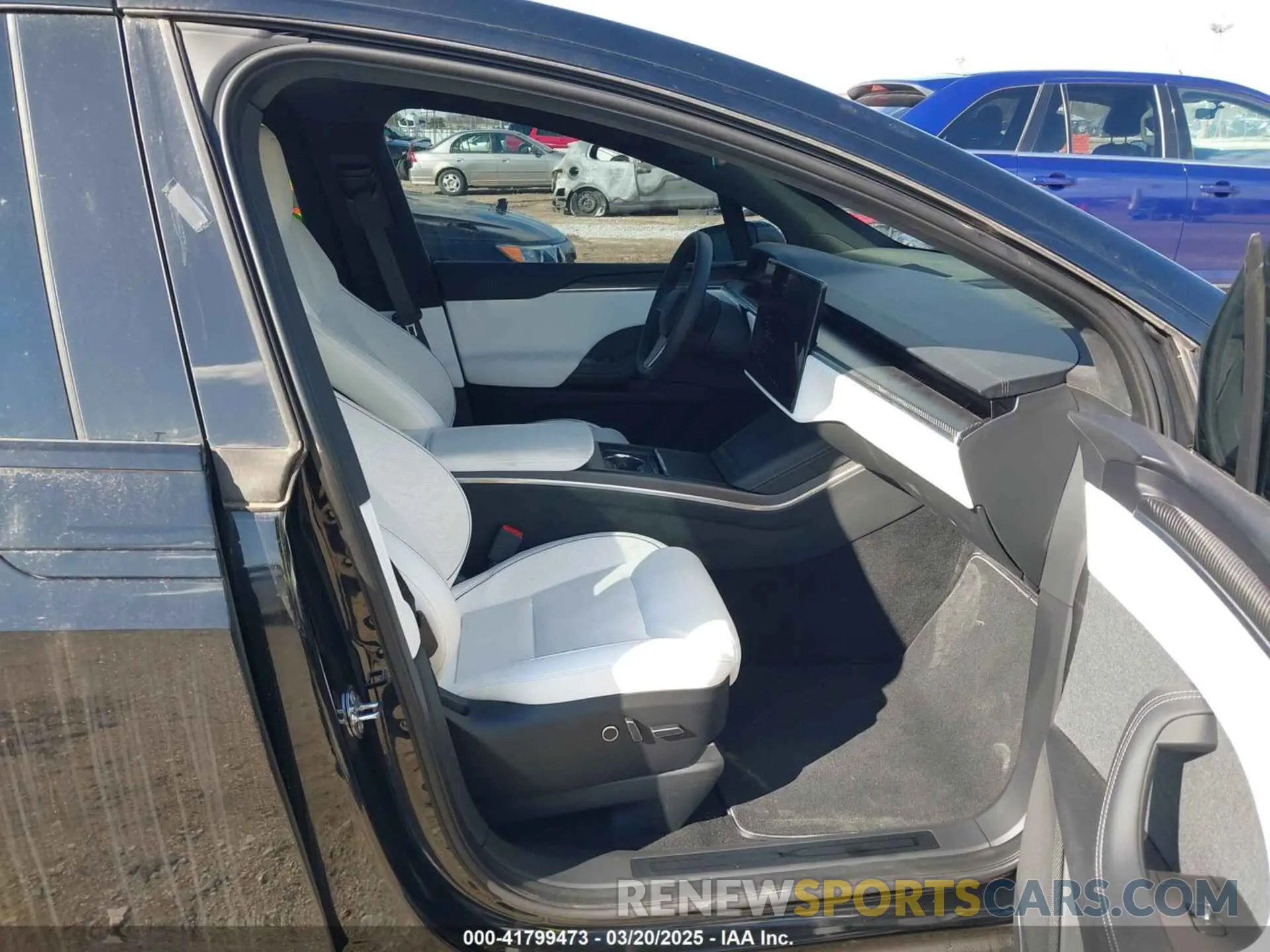 5 Photograph of a damaged car 7SAXCBE65RF444149 TESLA MODEL X 2024