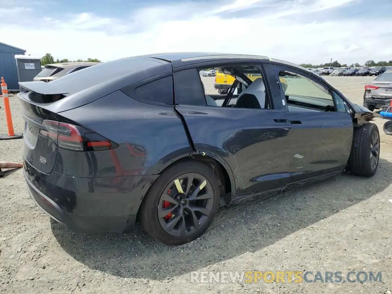 3 Фотография поврежденного автомобиля 7SAXCBE69RF454070 TESLA MODEL X 2024