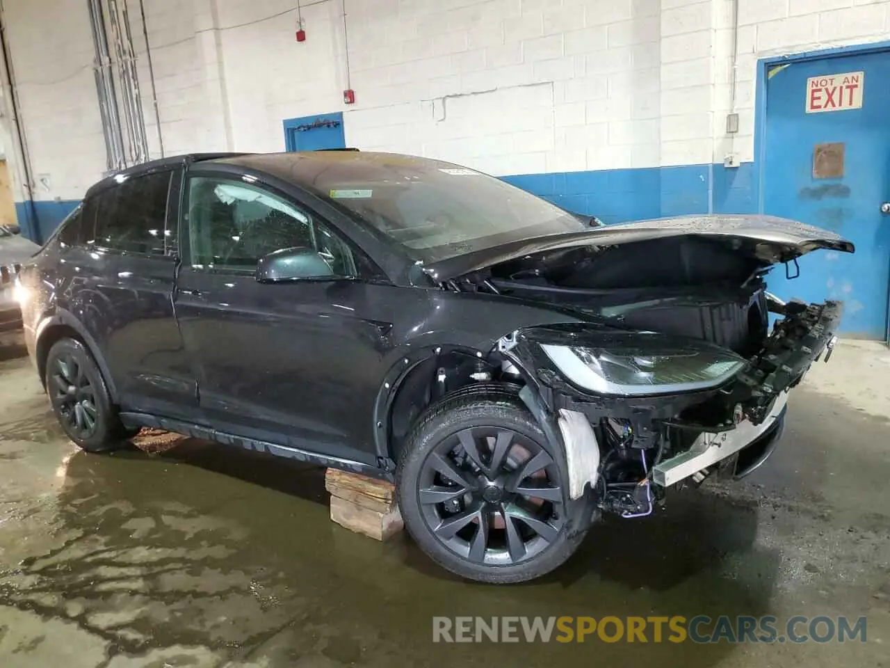4 Photograph of a damaged car 7SAXCDE54RF441715 TESLA MODEL X 2024